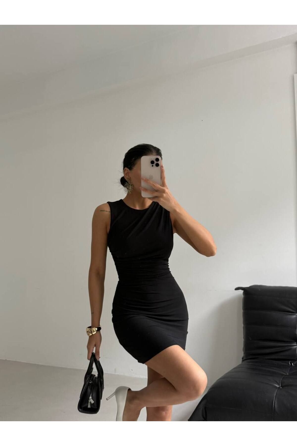 Castivo Fashion "Drapeli Vücudu Saran Kolsuz Mini Elbise