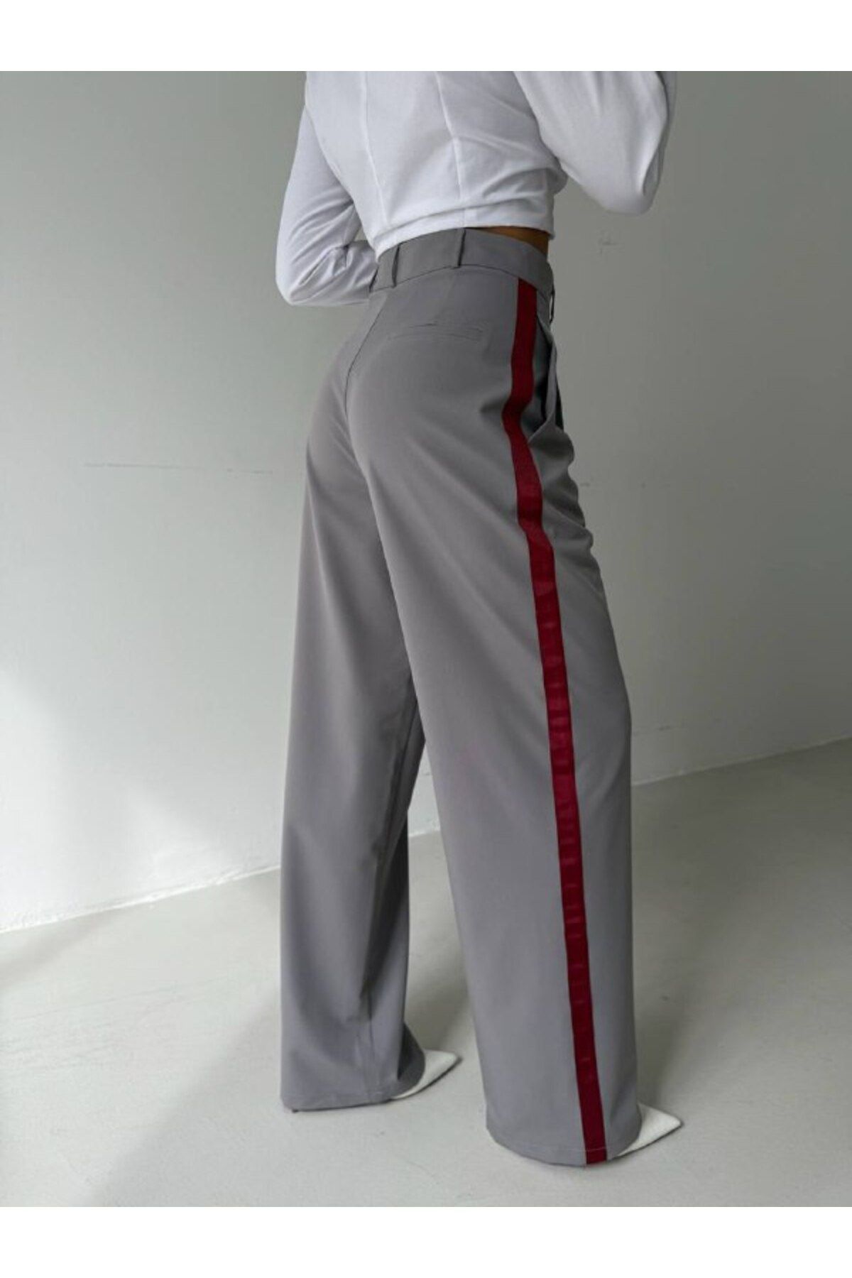 Castivo Fashion Şerit Detaylı Yüksek Bel Bol Paça Kumaş Pantolon