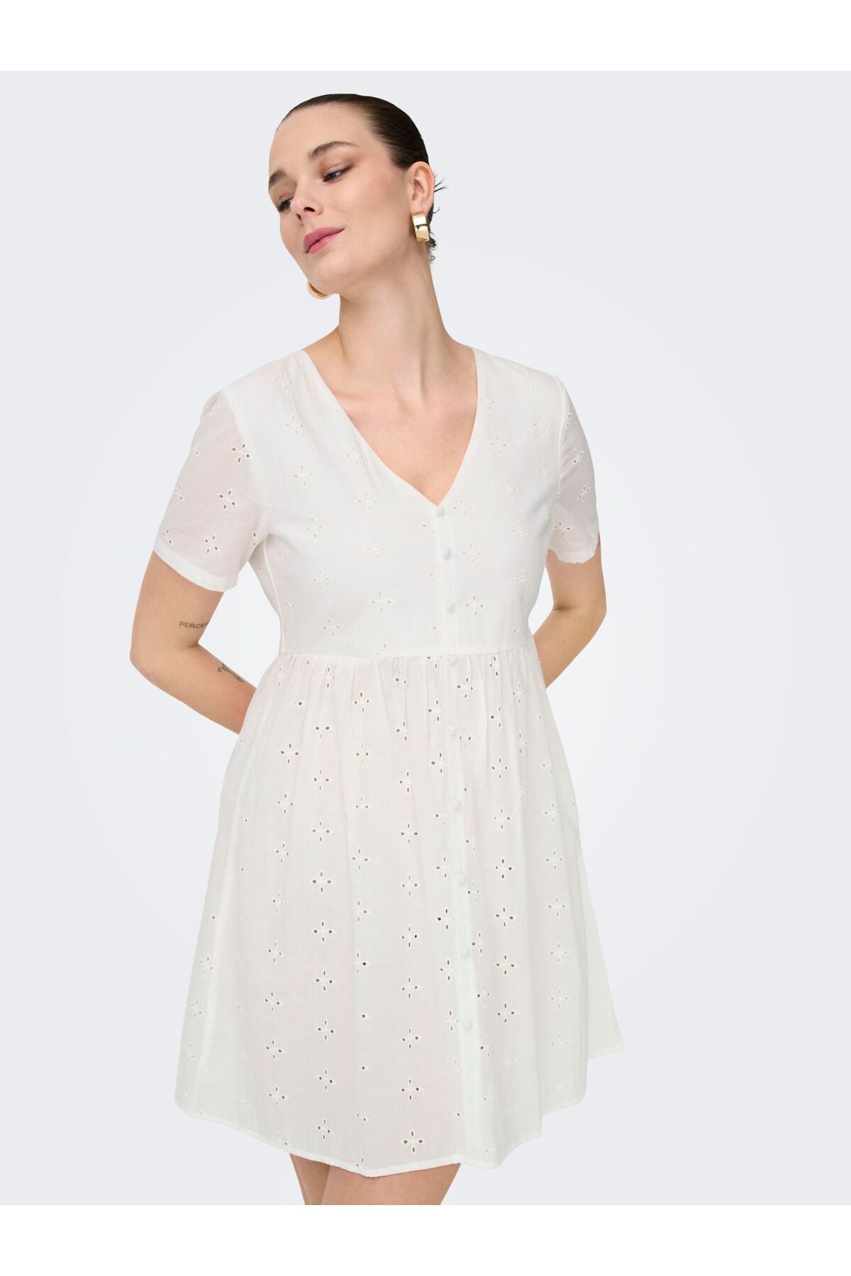 JDY-Kleid Normal geschnitten V-Ausschnitt Voluminöser Armschnitt Midikleid 6