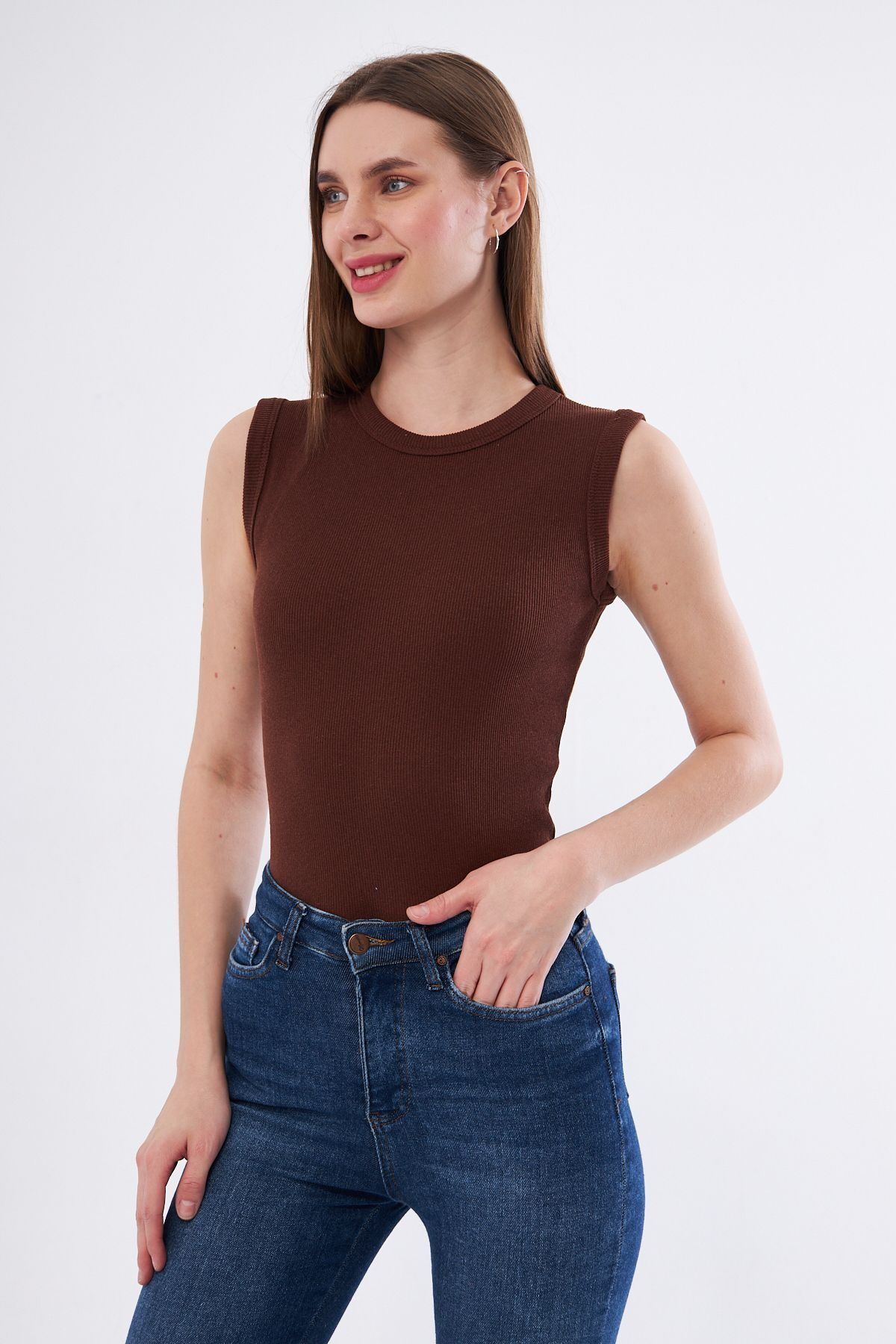 Shop58 Kadın Kahverengi Fitlilli Likralı Pamuklu Bisiklet Yaka Kolsuz Tshirt Atlet