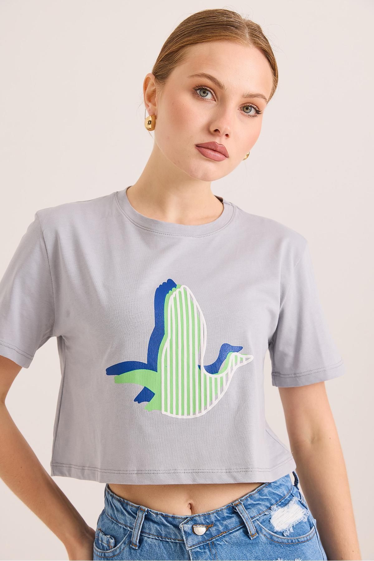 Raneel Kazançlı Alışveriş Karikatür Kuş Baskılı Pamuk Örme Crop Tshirt Gri