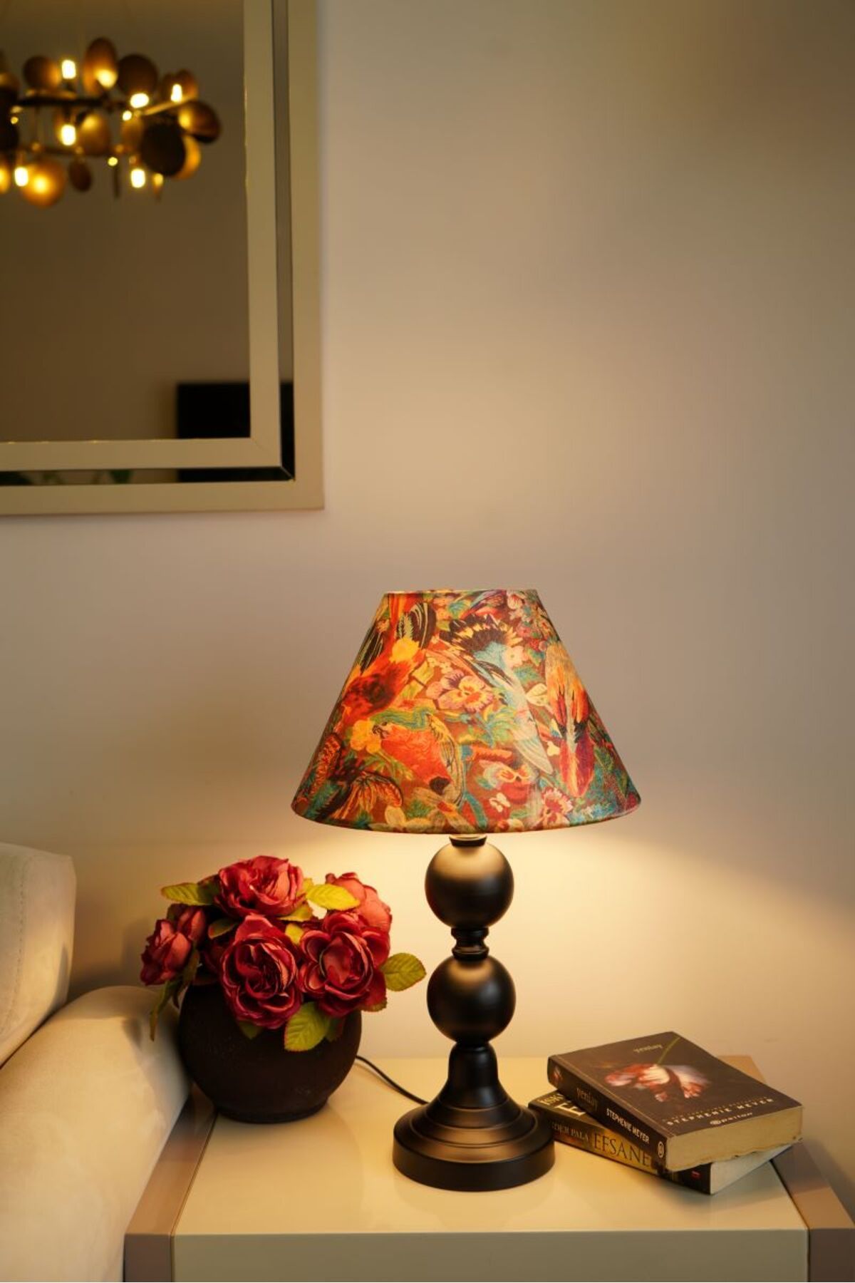 retro home design Siyah Dejavu Konik Kadife Kumaşlı Tavus Kuşu Model Masa Lambası Abajur Salon Yatak Odası