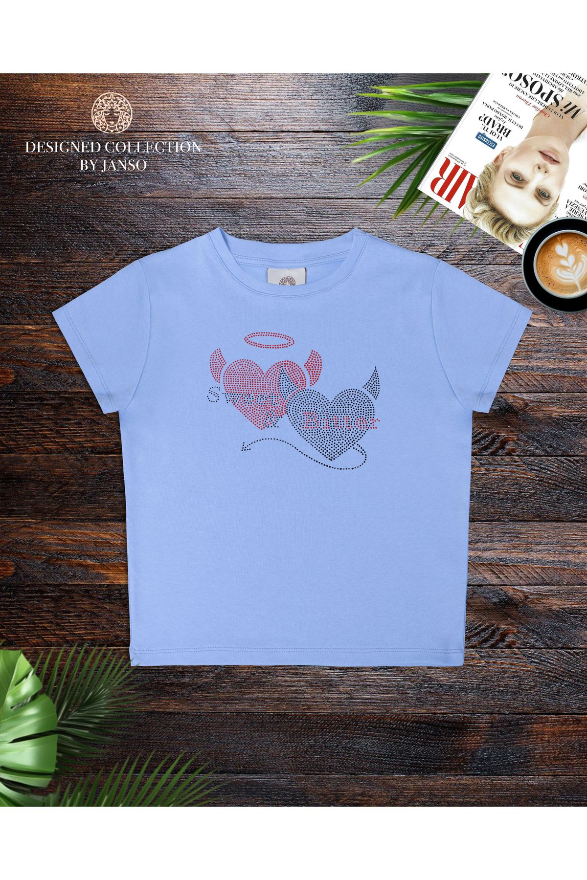 JANSO GROUP -KADIN KISA KOLLU CROP TSHIRT HEARTS BASKILI PAMUKLU KUMAŞ