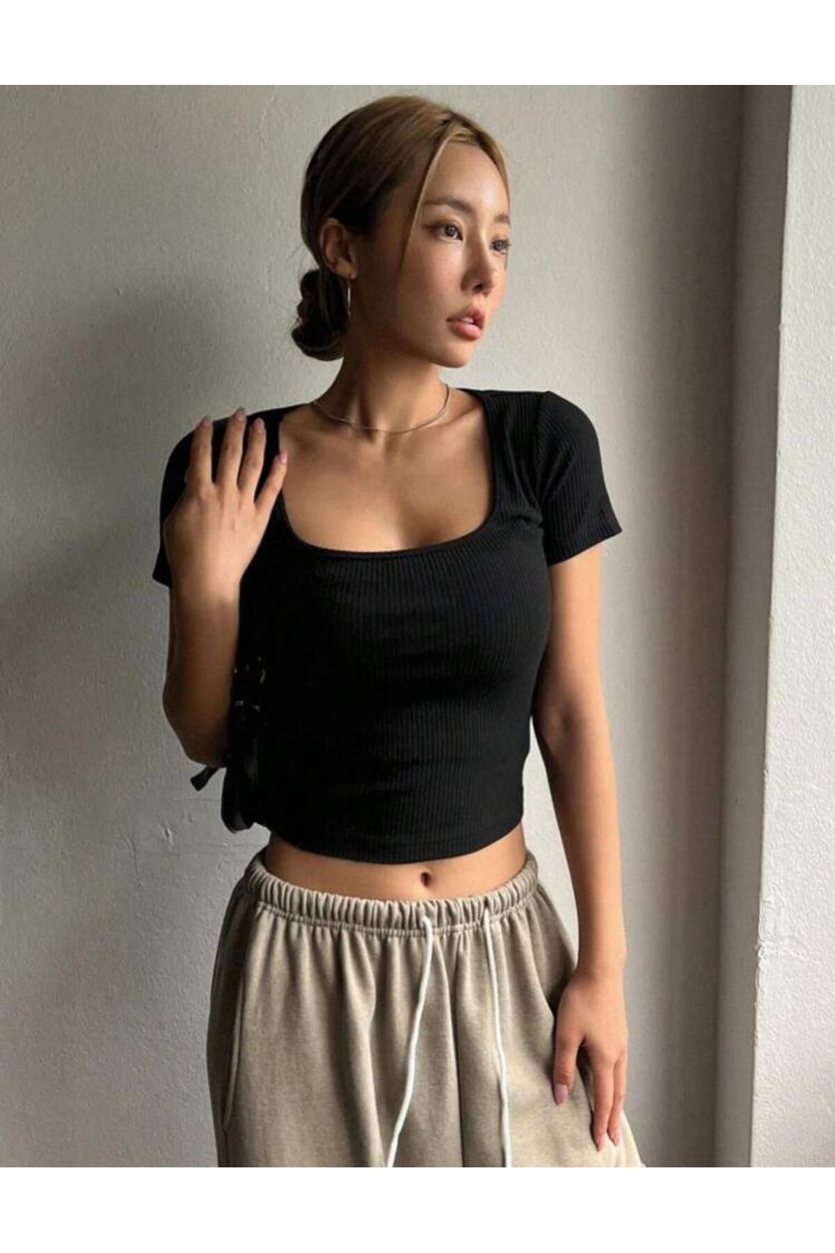 Lorya Giyim Kadın Fitilli Kaşkorse Kumaş KARE YAKA Vücudu Saran CROP T-SHİRT