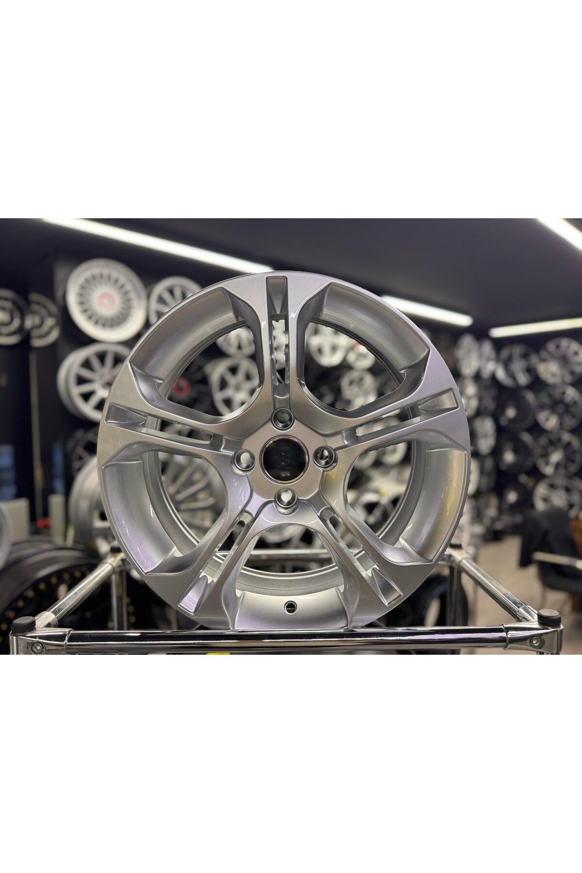 powcan 17 İNC 4X100 RENAULT CLİO GT LİNE JANT TAKIMI SİLVER DİAMOND (4 ADET) Uyumlu