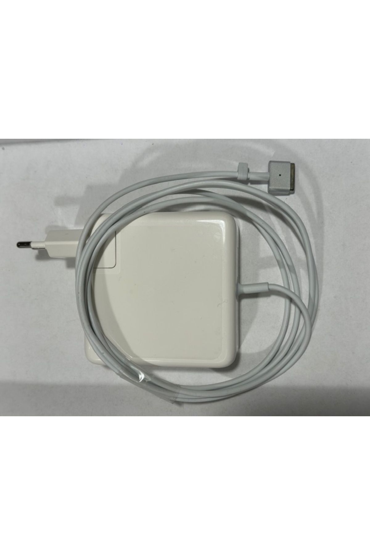 yk desing 20 volt 4.25 amper magsafe2 adaptör 85 watt magsafe2 adaptör