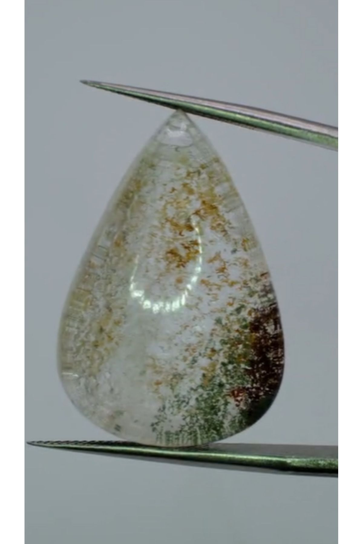Aries 39.50ct 29.2x19.5mm Natural Garden Quartz