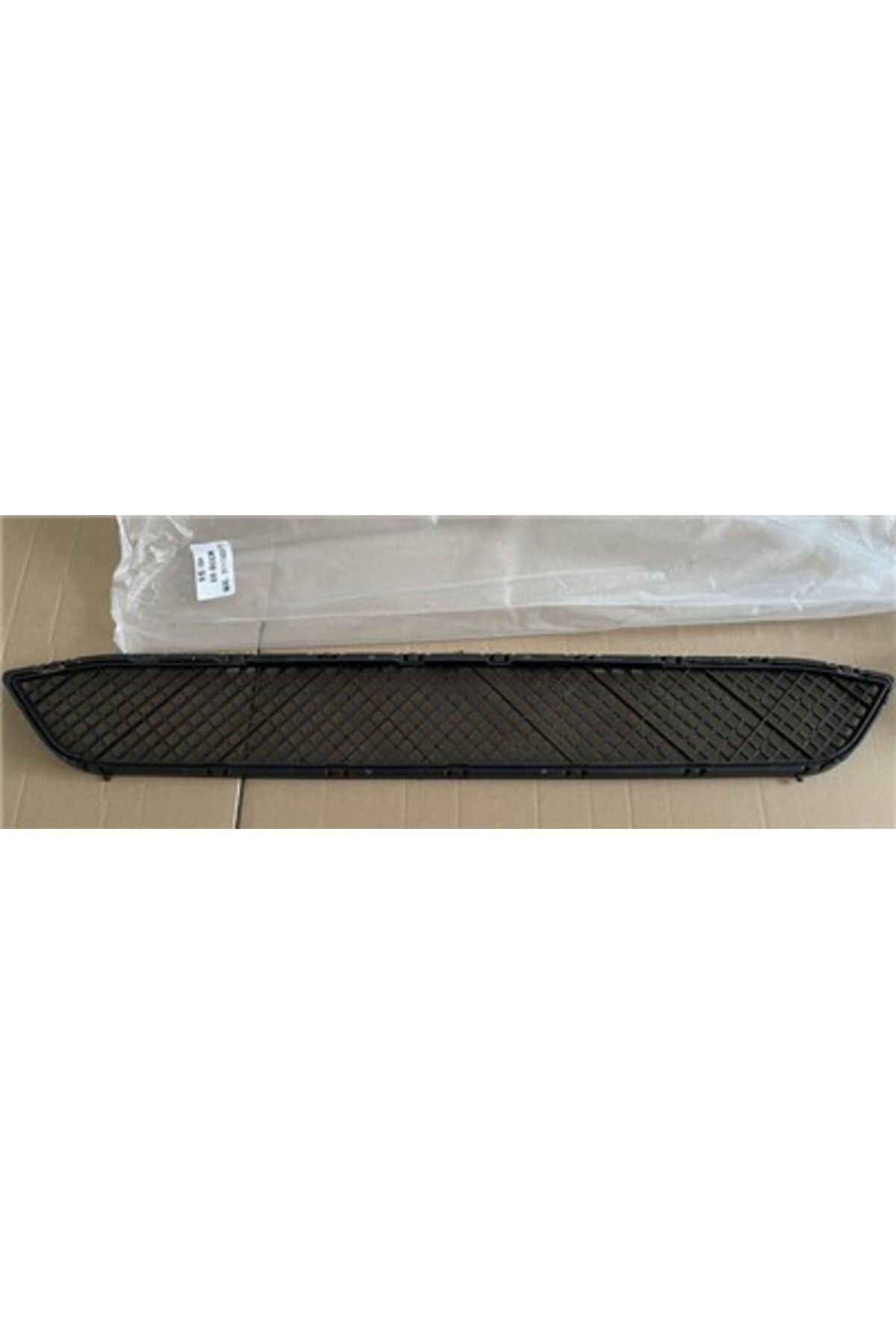 Parçadükkanda TAMPON ALT ORTA IZGARA BASIS BMW X1 E84