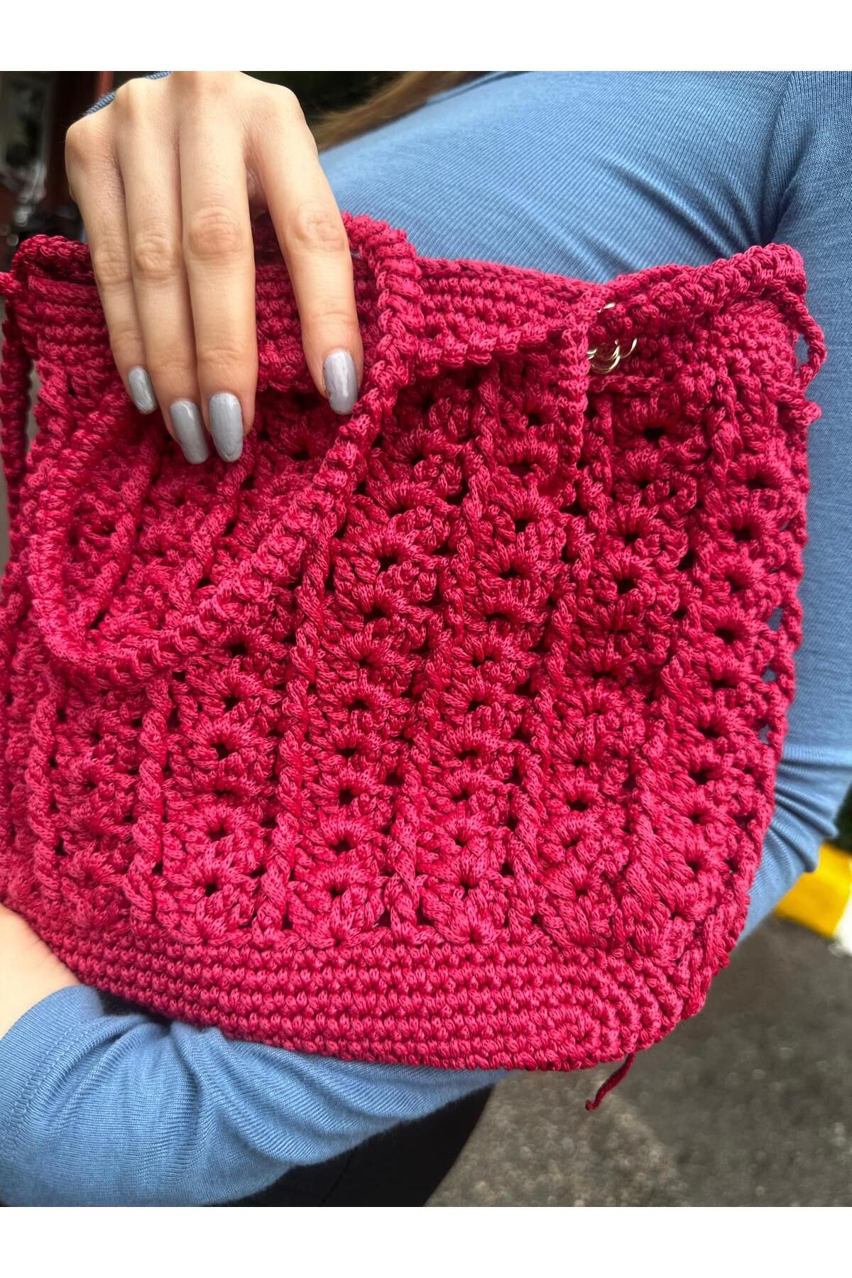 ipek butik Yandan takmalı omuz çantası bordo renkli