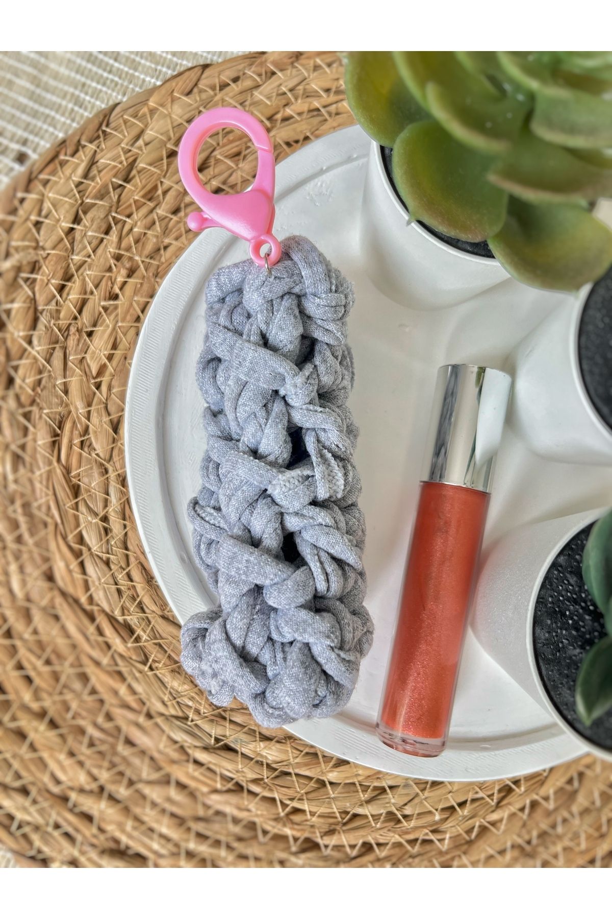 Poshy Atelier Örgü Lip Gloss Balm Kılıfı Çantası Anahtarlık Çanta Aksesuarı El Yapımı Hediyelik