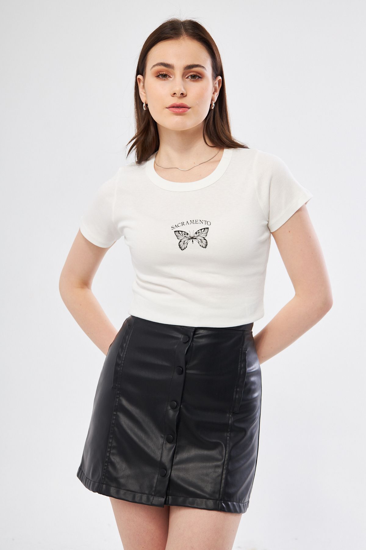 TeksKey Keyteks Kelebek Baskı Desenli Kısa Kollu Organik Pamuklu Bisiklet Yaka Crop T-shirt