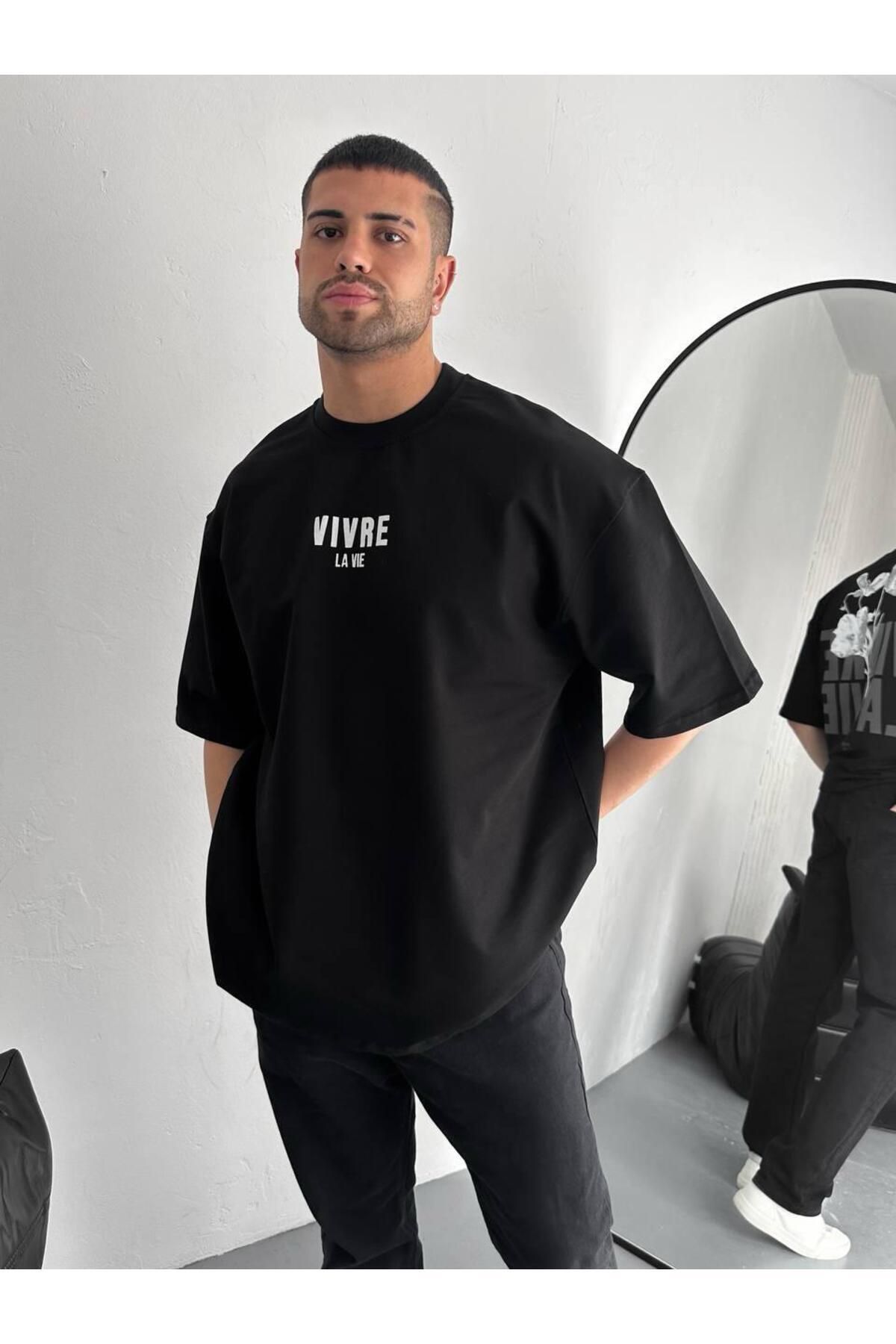 GIANTSTORE Erkek Vivre La Vie Gül Baskılı Oversize Siyah Tshirt
