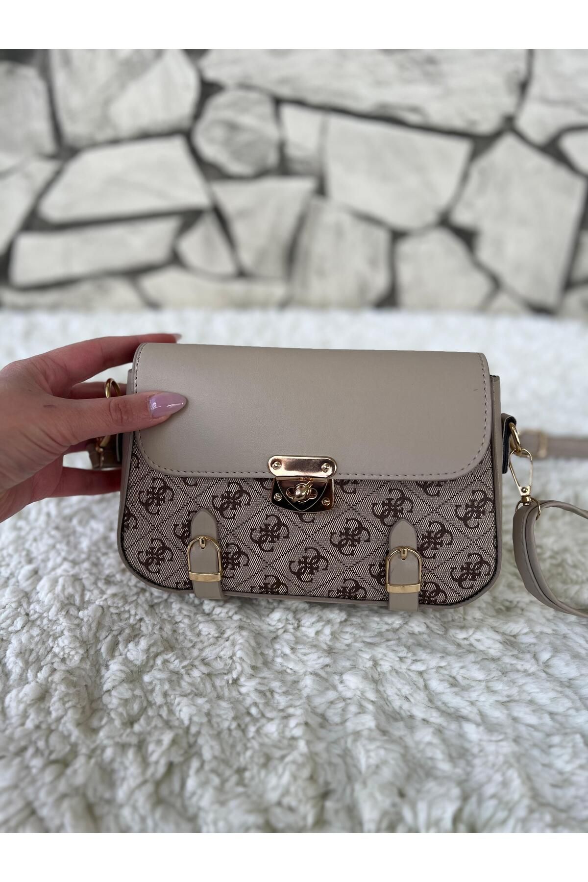 shop Kadın Bej Kilit Detaylı Ayarlanabilir Askılı Omuz Çantası