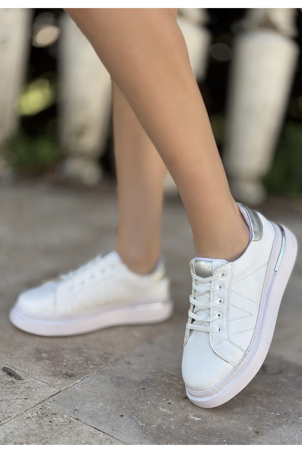 pabucmarketi Beyaz Suni Deri Gri Detaylı Bağcıklı Kadın Sneaker Ayakkabı