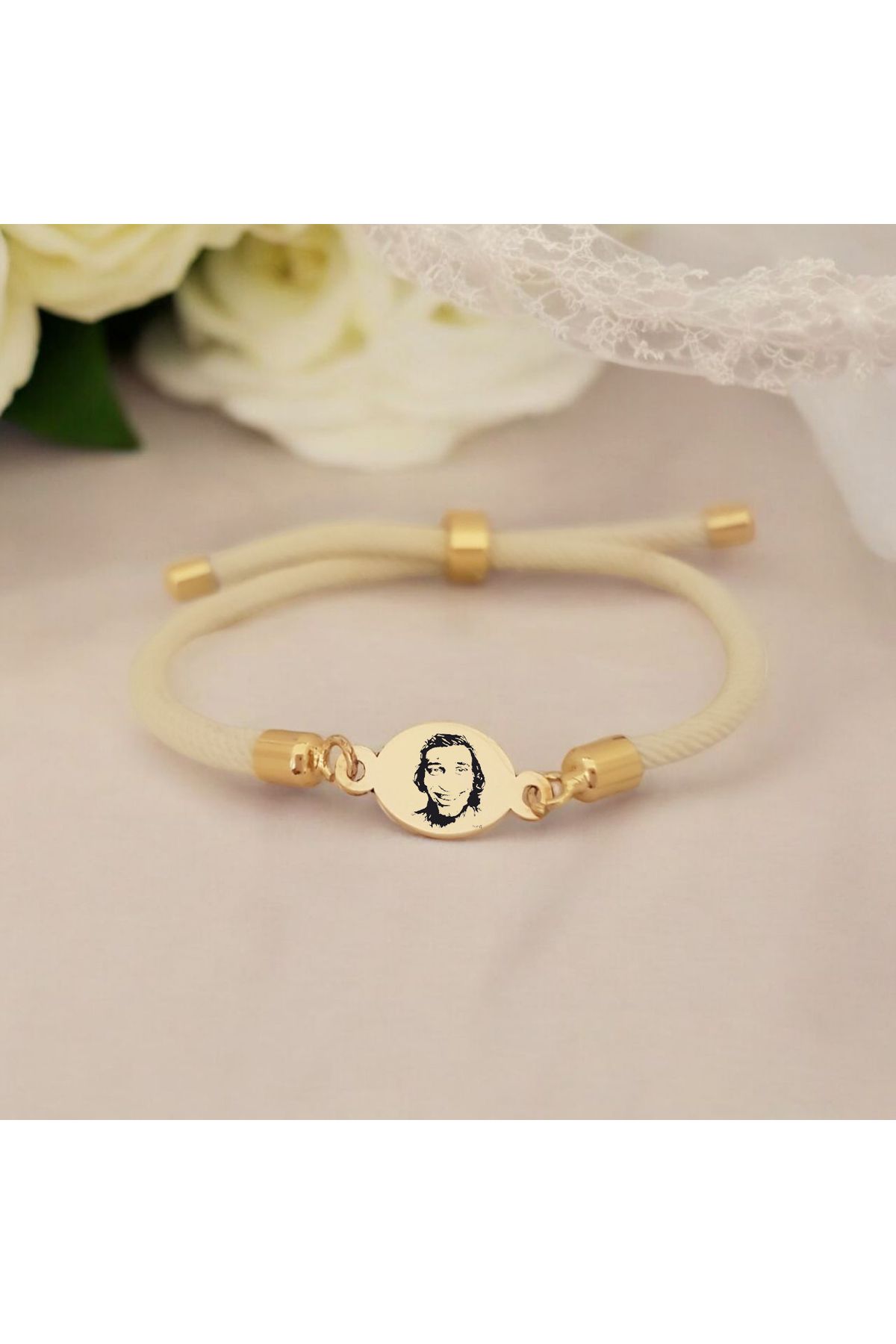 ARCHINO GOLD Bayanlara Özel Oval Motifli 14 Ayar Altın Plakalı Ve Örgülü Kemal Sunal Bilekliği-424sembol-beyaz
