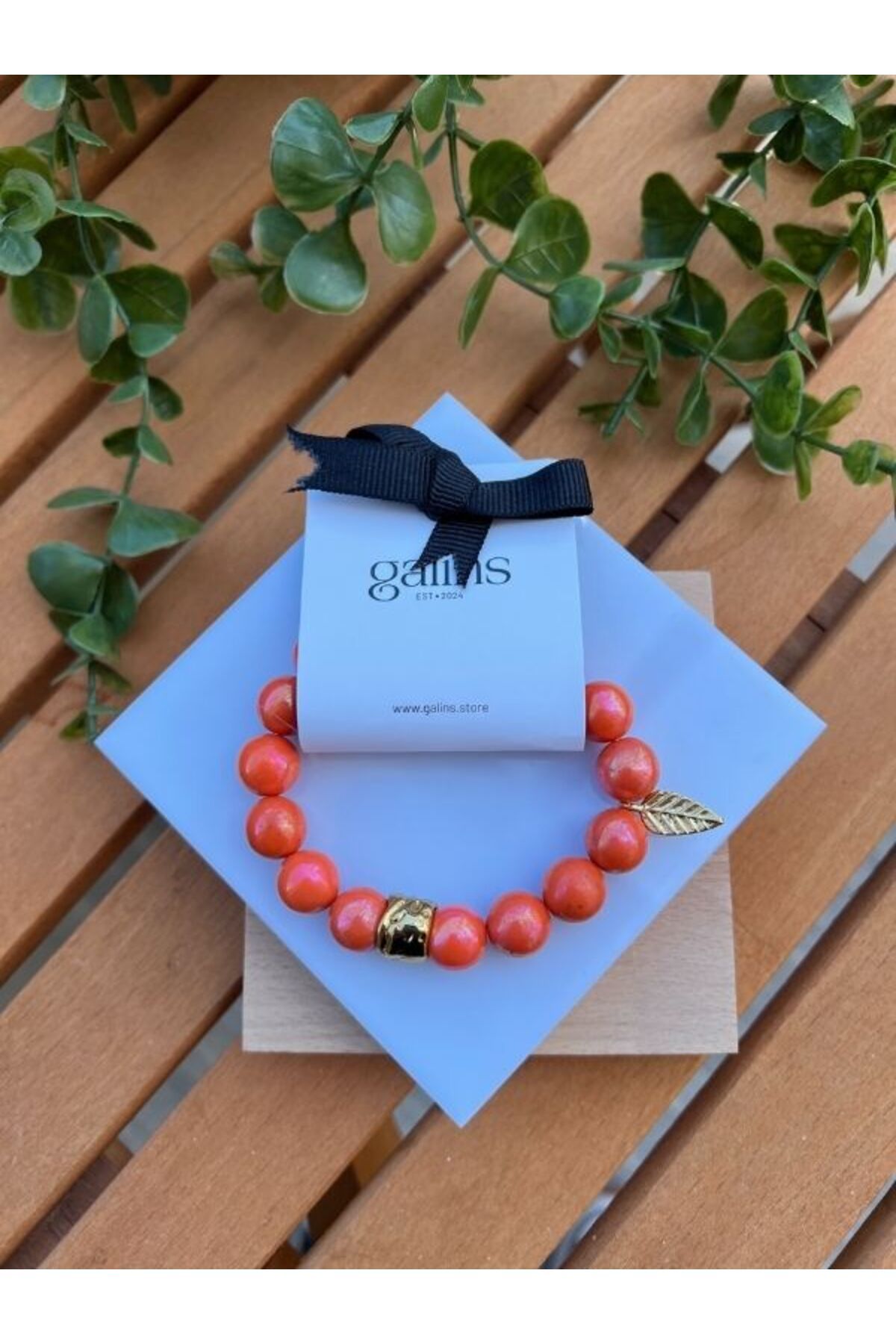 Galins Gold Yaprak Charm Detaylı Trend Turuncu Tekli Bileklik