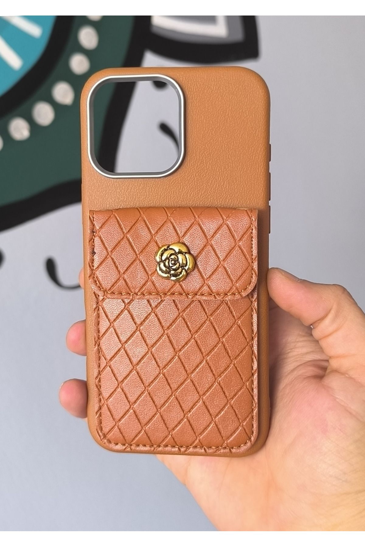 BCASE İphone 16 Pro Max Çantalı Boyun Askılı Kılıf