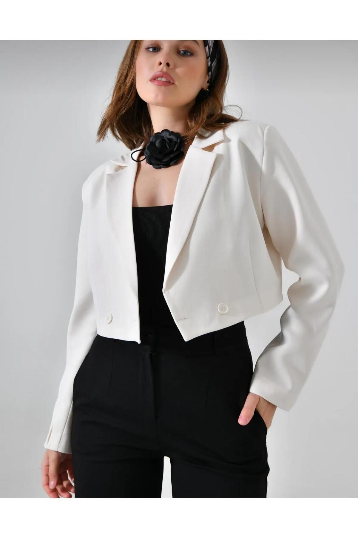 lüx vestimenta Kruvaze Crop Blazer Ceket