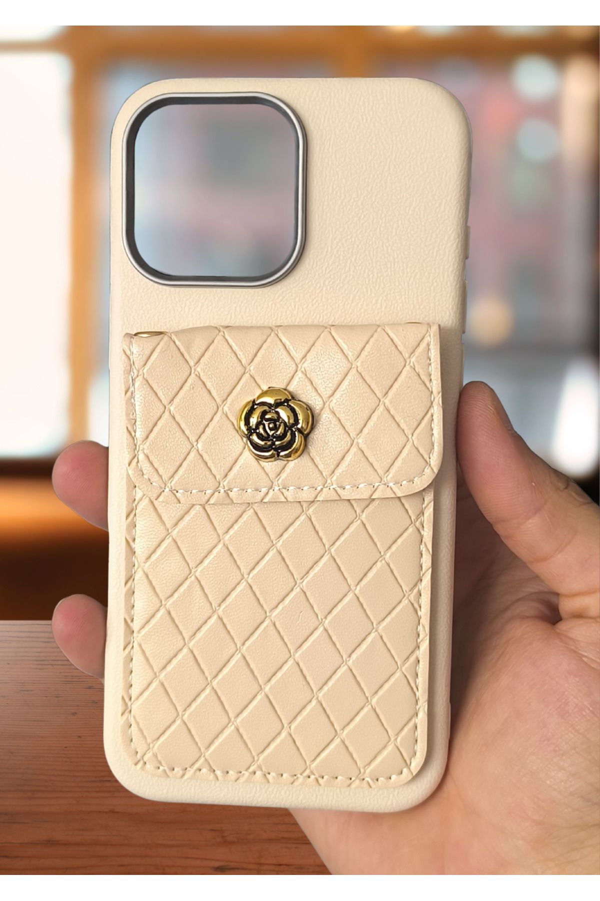 BCASE İphone 16 Pro Çantalı Boyun Askılı Kılıf