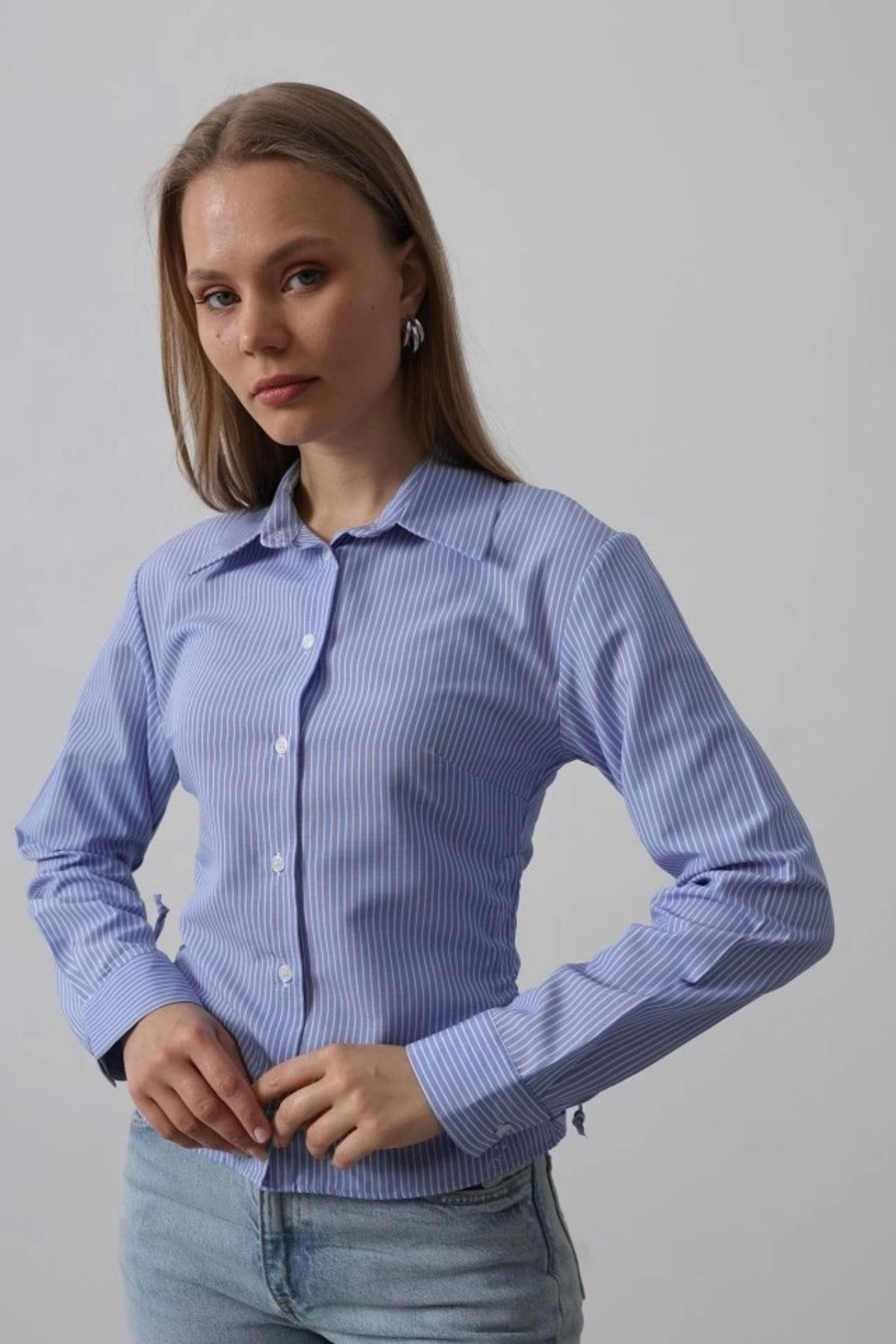 Butik Yanları Büzgülü Çizgili Gömlek - Mavi