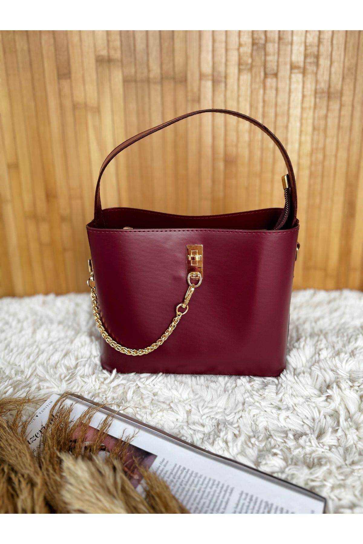 SHERON BAG Kadın önü zincir detaylı çanta