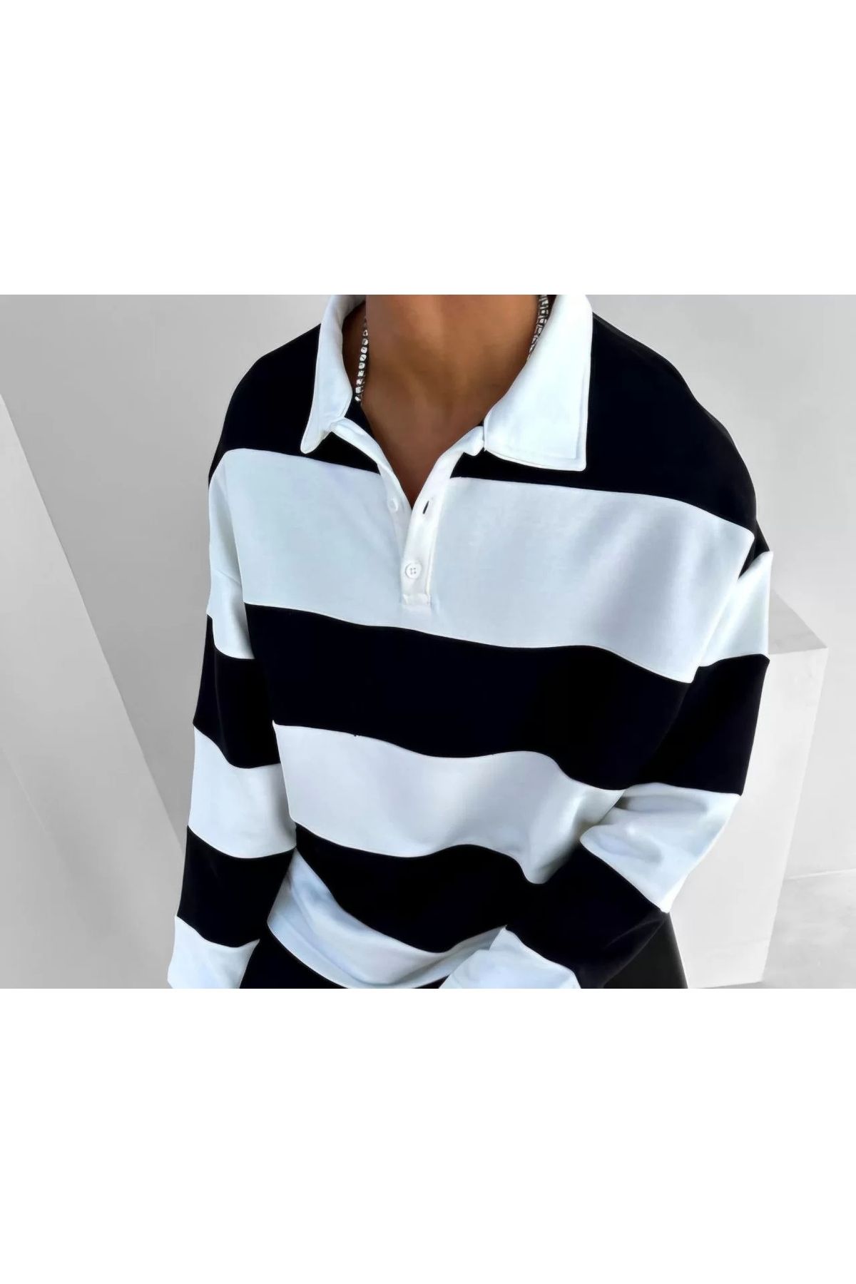 CVS Unisex Üç İplik Parçalı Yakalı SweatShirt - Siyah