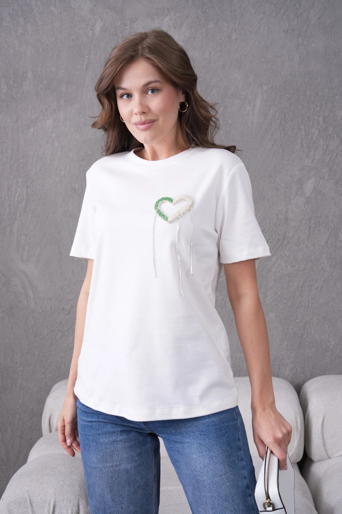 Park Karon Taş Naksesuar Detaylı Basic T-Shirt