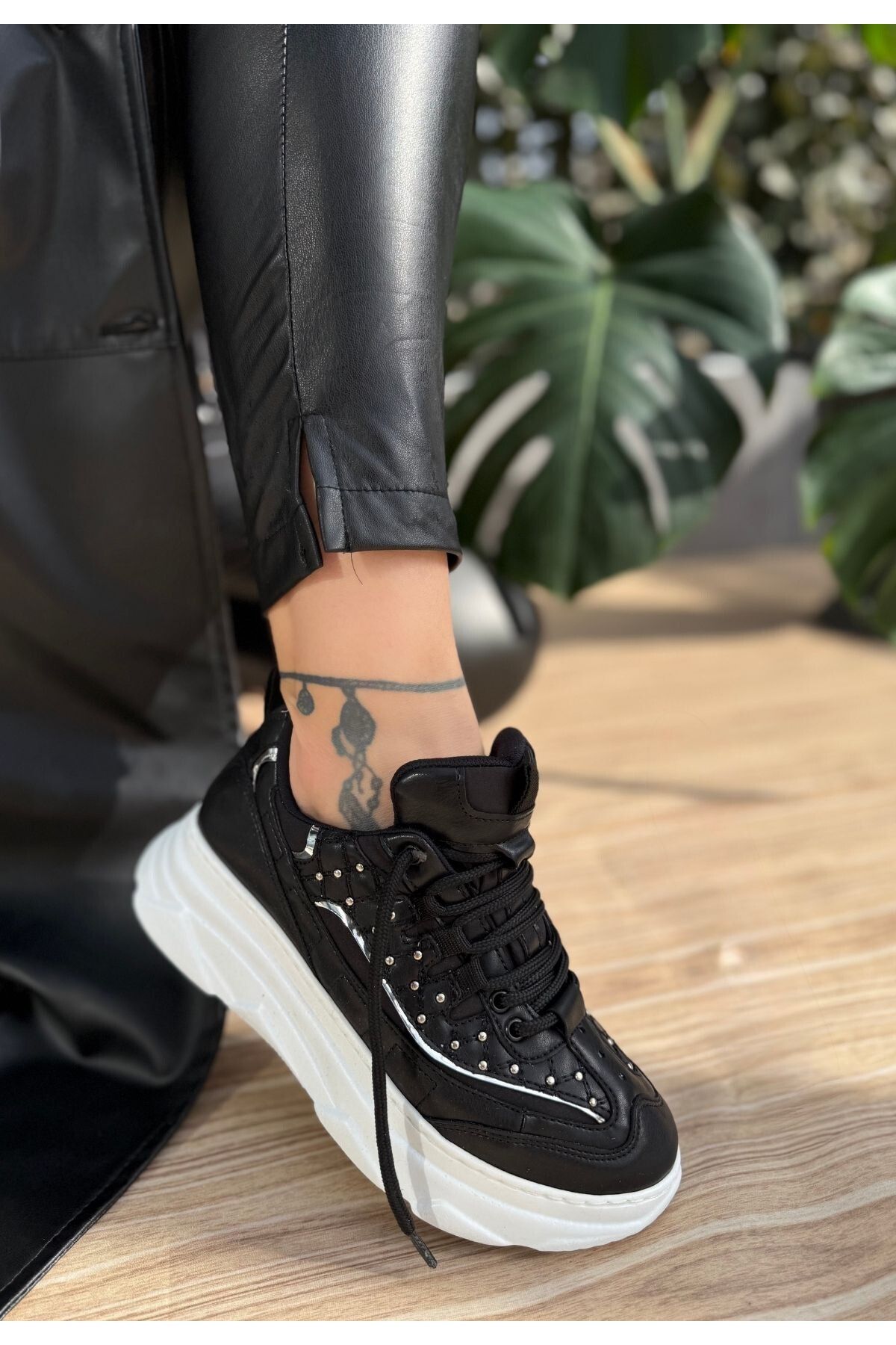 pabucmarketi Siyah Suni Deri Bağcıklı Kadın Sneaker Ayakkabı