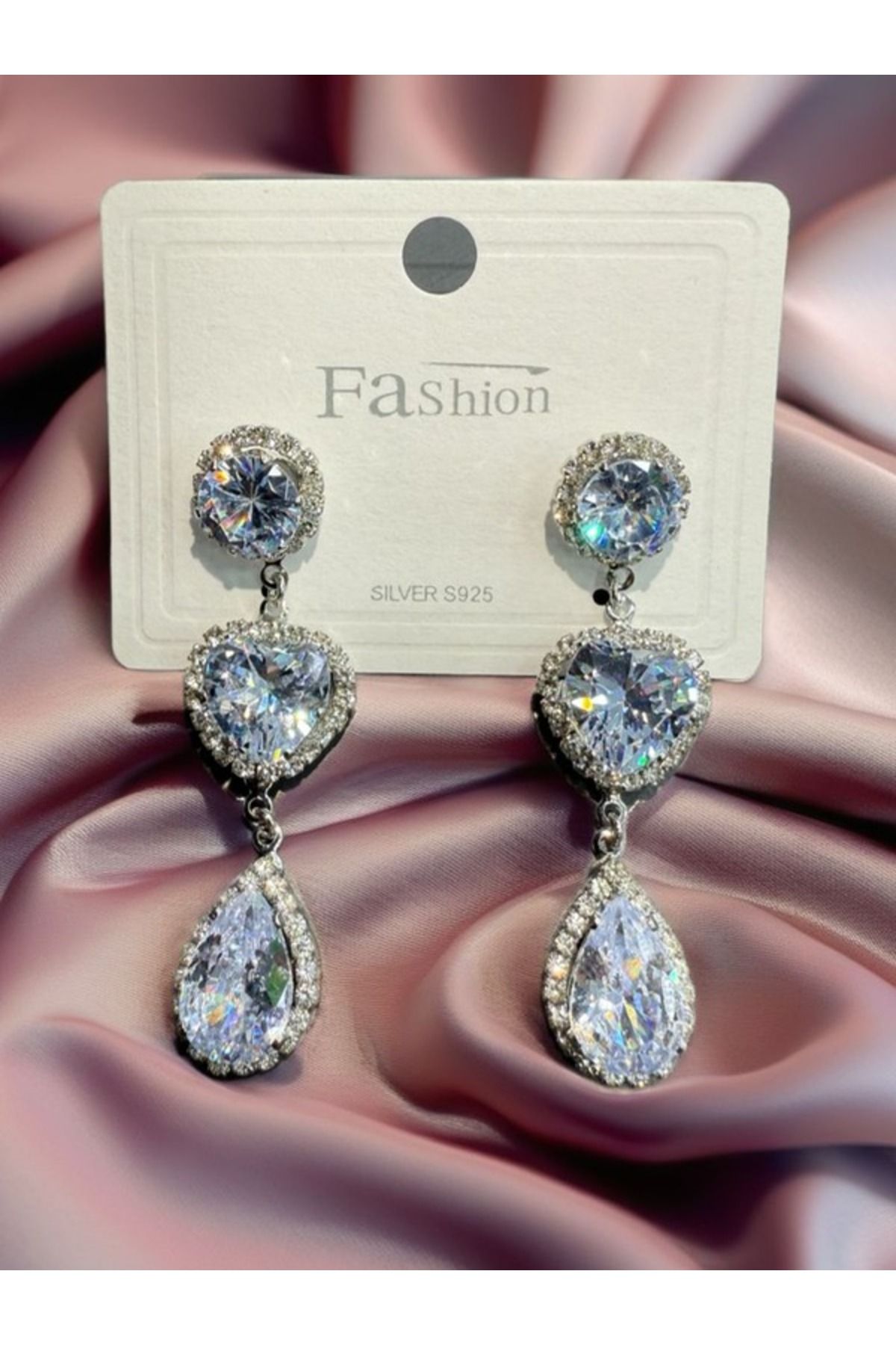 Calmea Jewellery Çelik Gümüş Premium Damla Kalp Renk Atmaz Garantli Faturalı Küpe (iğne 925 Ayar Gümüştür)