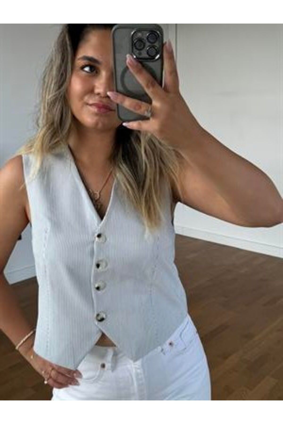 BÜŞRA PERKER Mavi Çizgili Yelek
