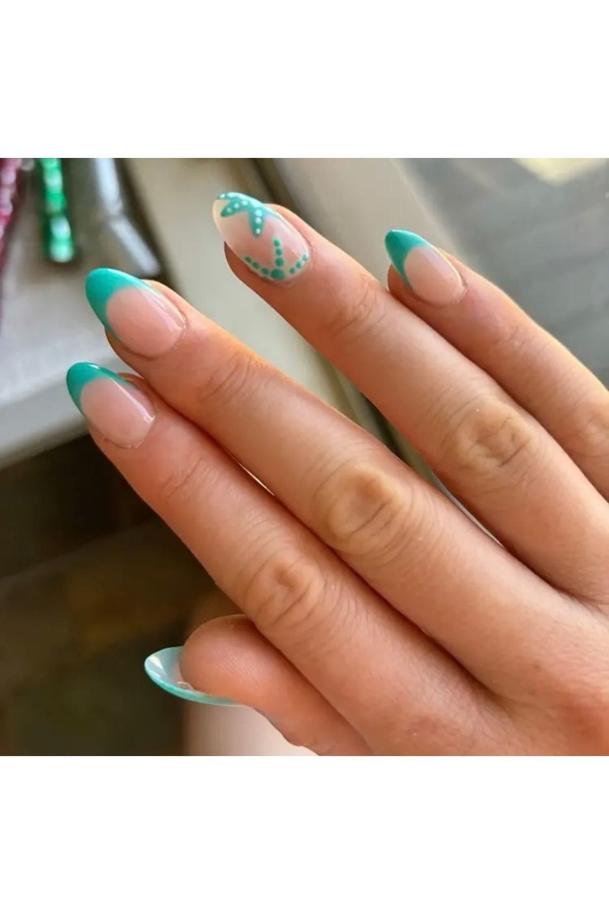 Accessories Vanilla Avenue French Mavi Yıldız Desenli Kendinden Yapışkanlı Takma Tırnak Seti 24 Adet