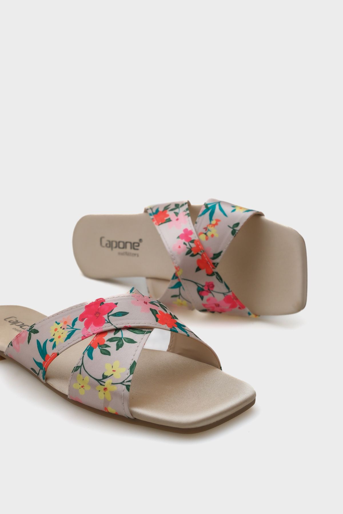 دمپایی نود زنانه اورجینال Capone Outfitters