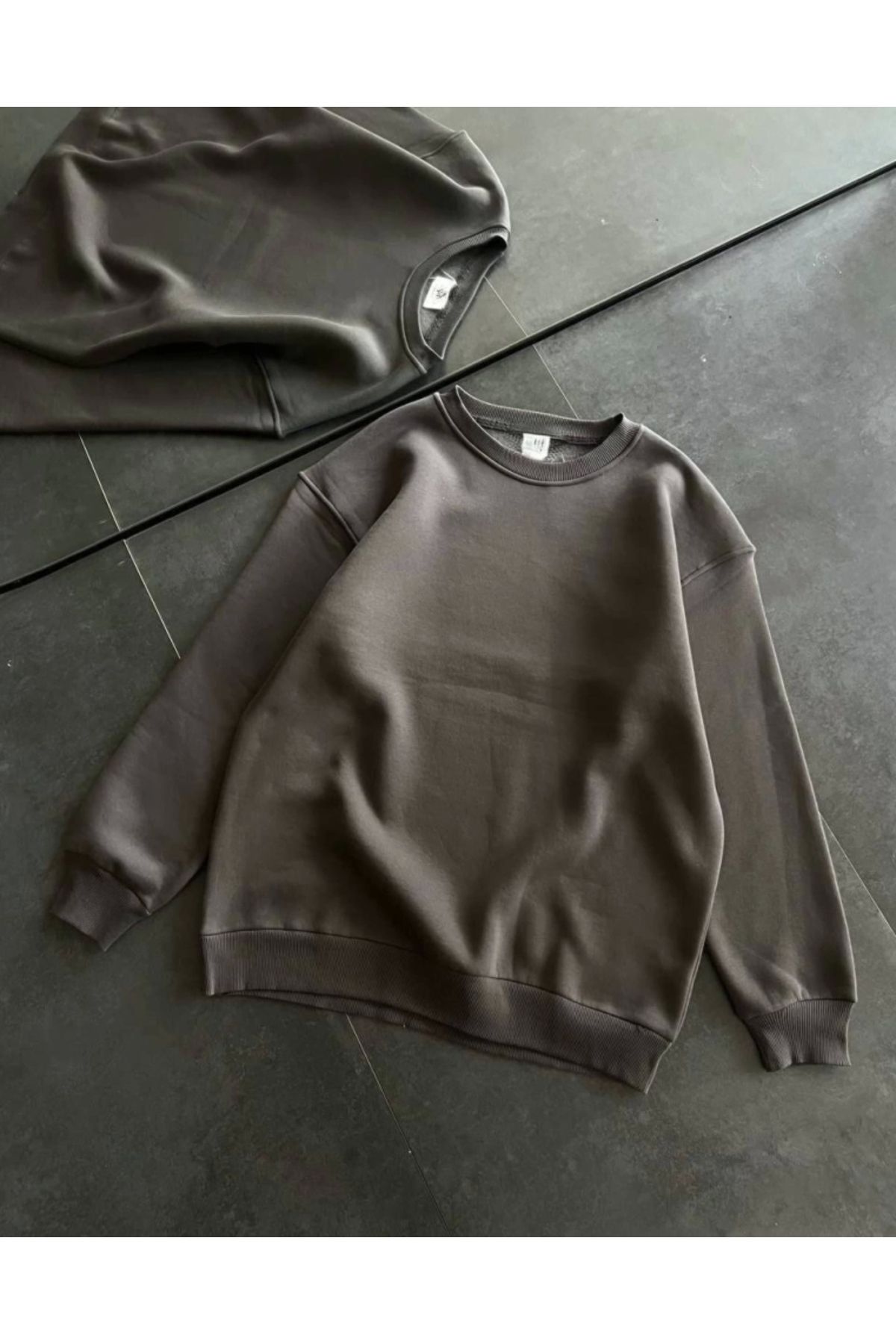 nedo7 Kışlık Bisiklet Yaka Üç İplik Basic SweatShirt - Füme