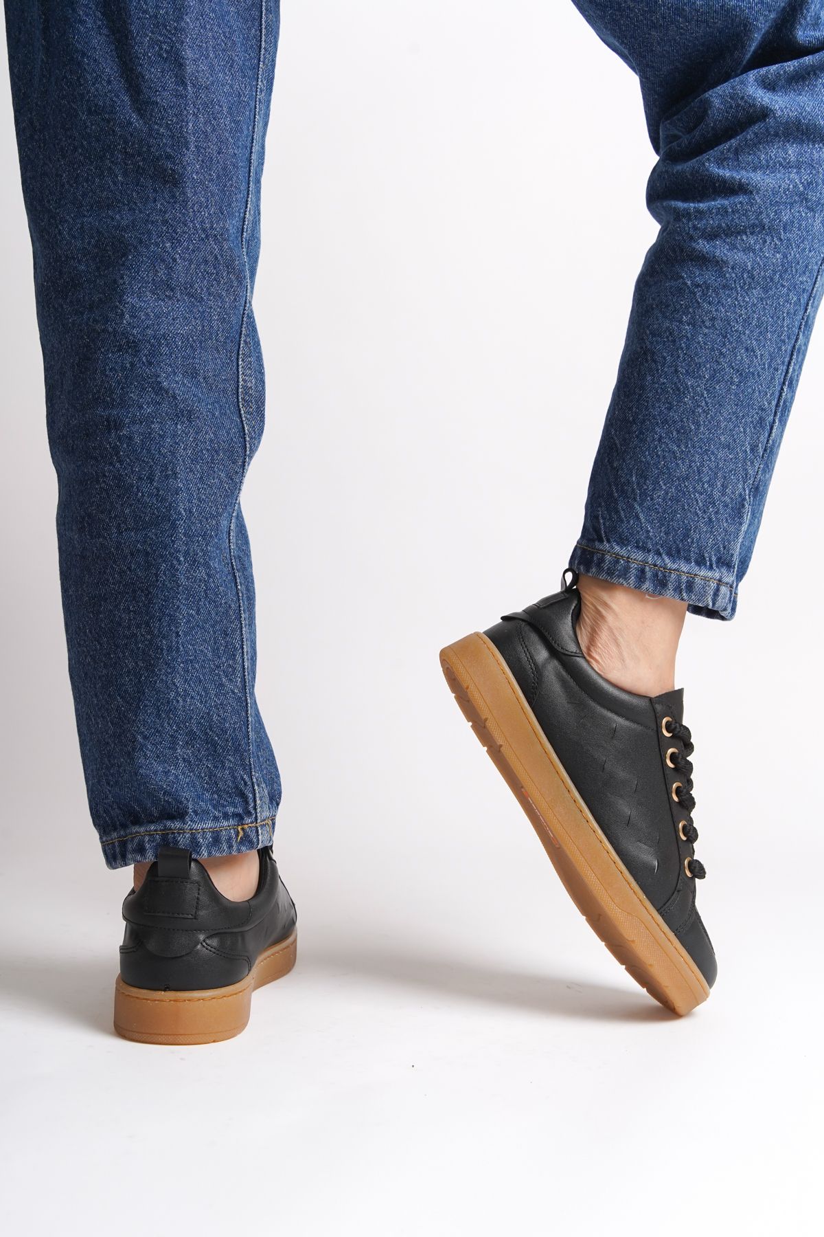اسنیکر مشکی زنانه کفش ورزشی اورجینال Capone Outfitters