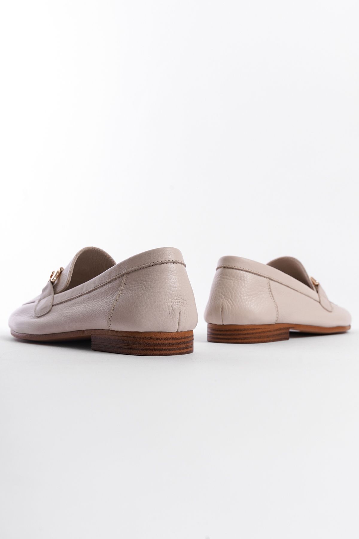 لوفر نود زنانه چرمی واقعی Loafer اورجینال Capone Outfitters