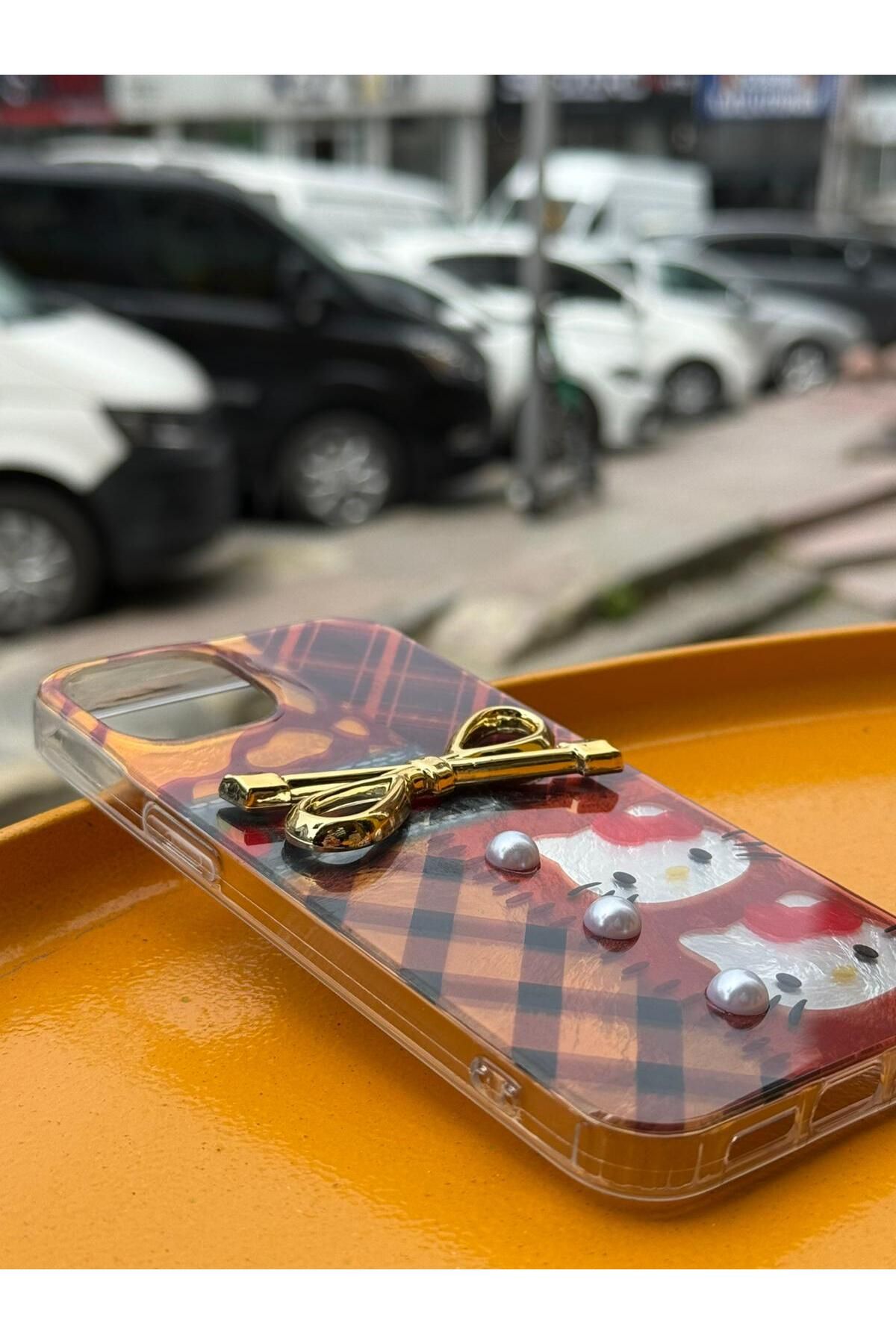 soonaksesuar Xiaomi Redmi Note 14 Pro İnci Detaylı Fiyonklu Desenli Lüks Kılıf