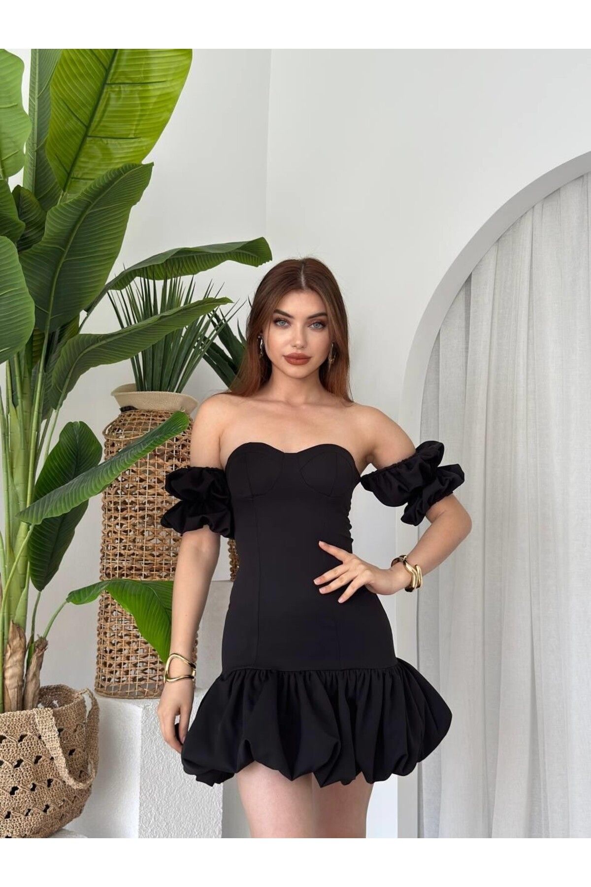 Orihime Kadın Straplez Balon Etek Volanlı Kol Mini Elbise
