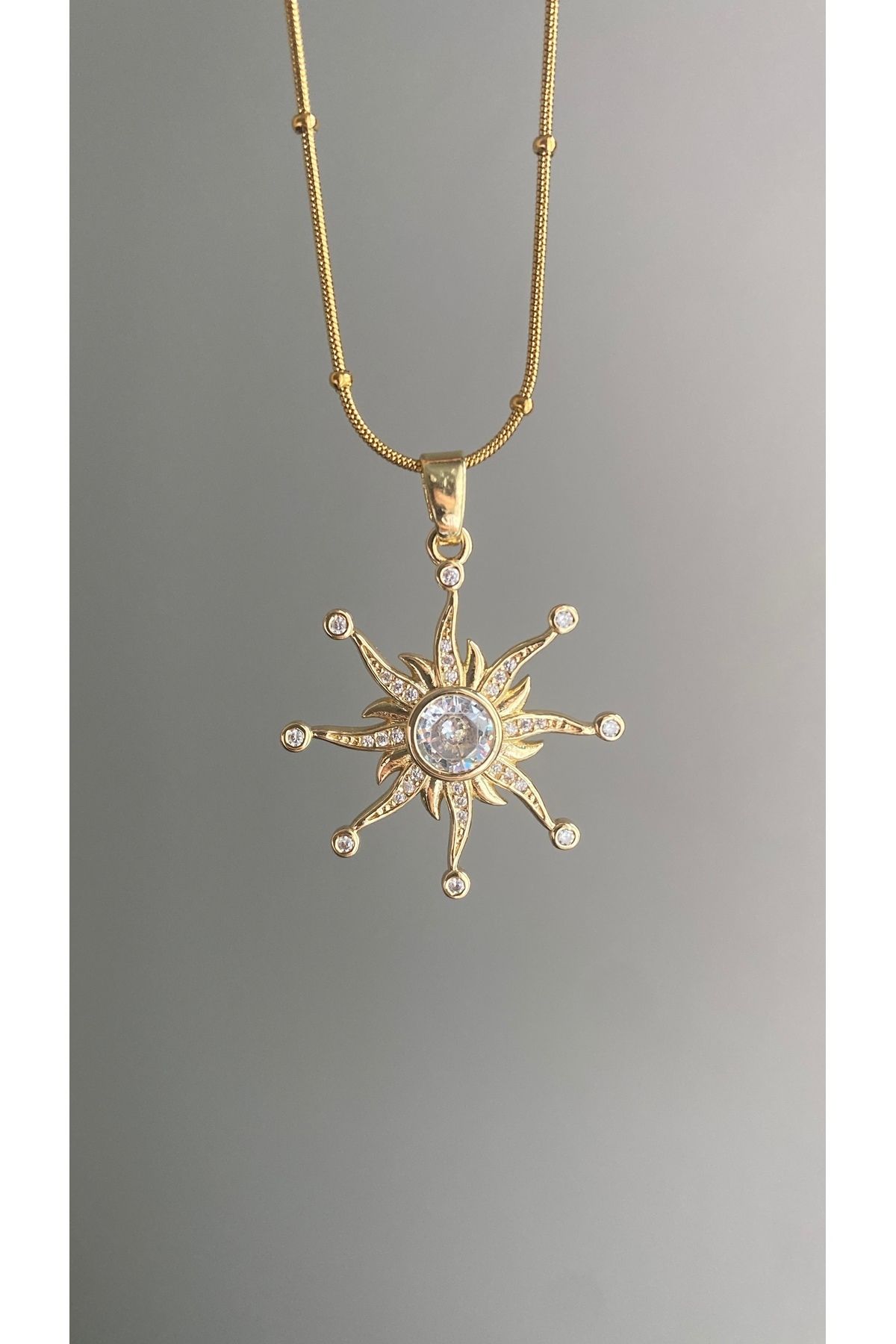 SEYAS JEWELRY Çelik Güneş Figürlü Gold Kolye