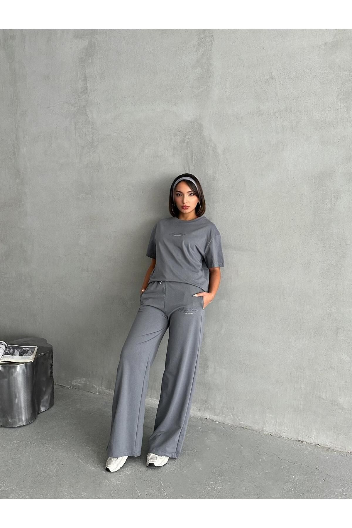Cappmoda TKM-0044 Füme Stay Strong Yazı Enjeksiyon Baskı Bisiklet Yaka Tişört Bel Lastikli Palazzo Pantolon İ