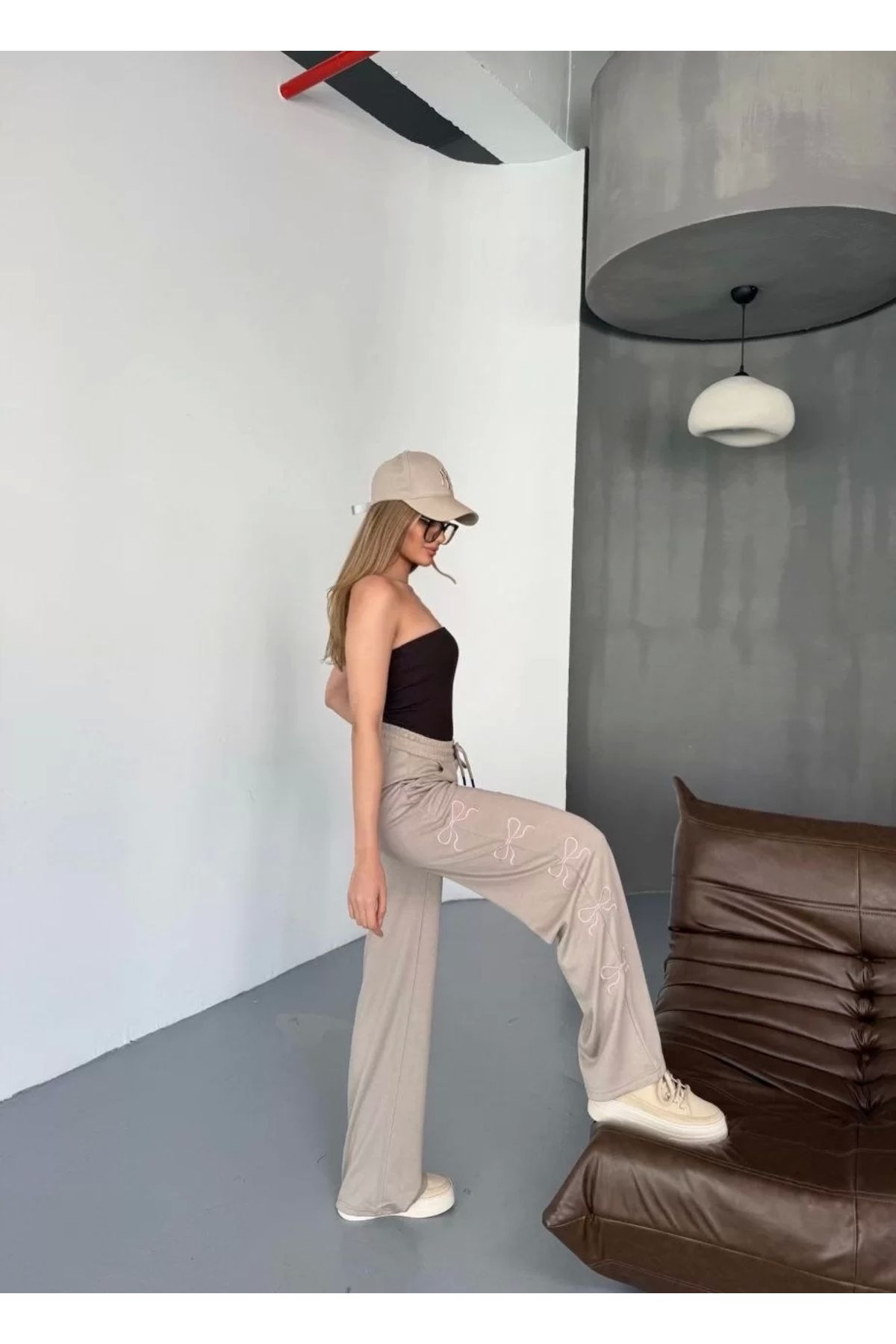 CVS Osy Modal Yumuşak Dokulu Kumaş Nakış işlemeli Rahat Bol Paça Eşofman Pantalon - Bej