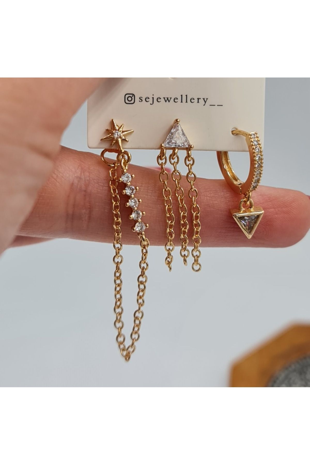 SE Jewellery Collection Selin Ersoy Rose Renk Üçlü Zincir Detaylı Xuping Küpe Seti – Yıldız, Üçgen Taş ve Halka Figürlü