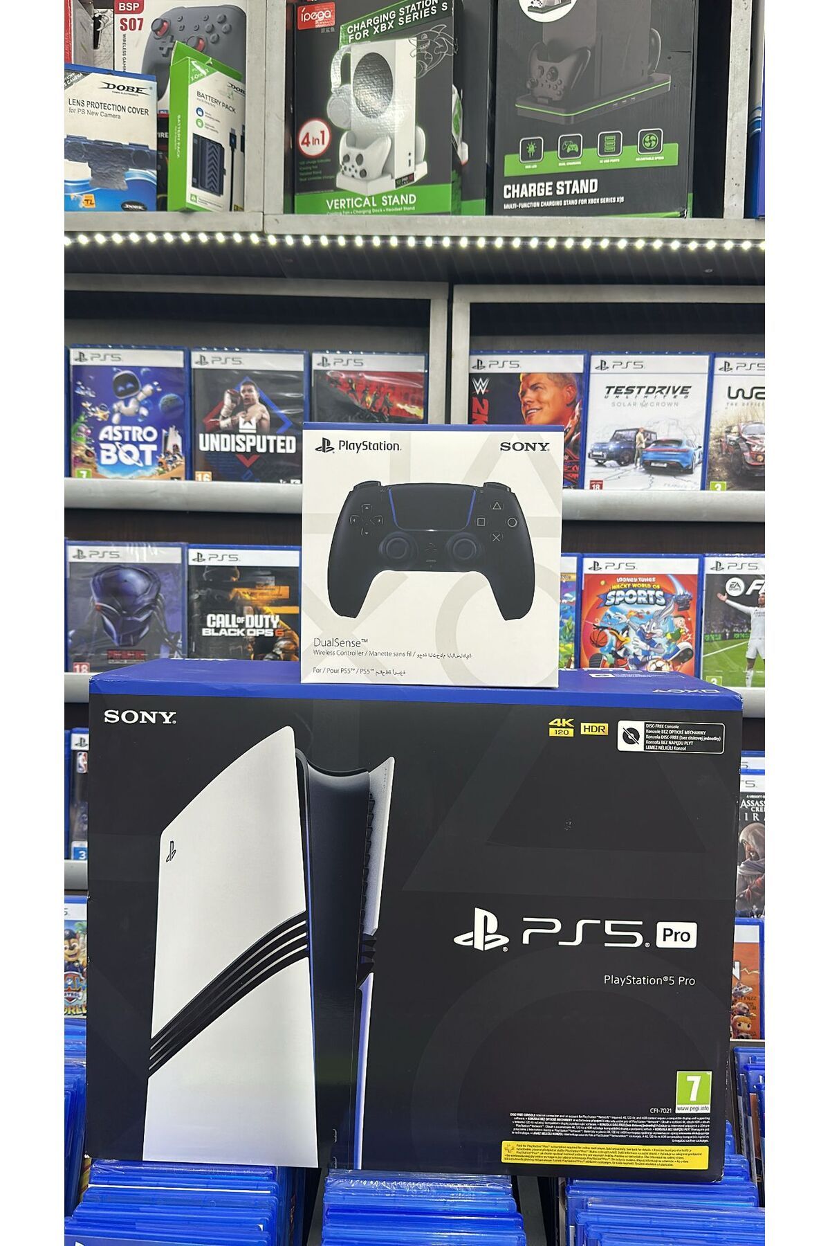 Sony Playstation 5 Pro + Dualsense kol 2 TB Digital Edition
