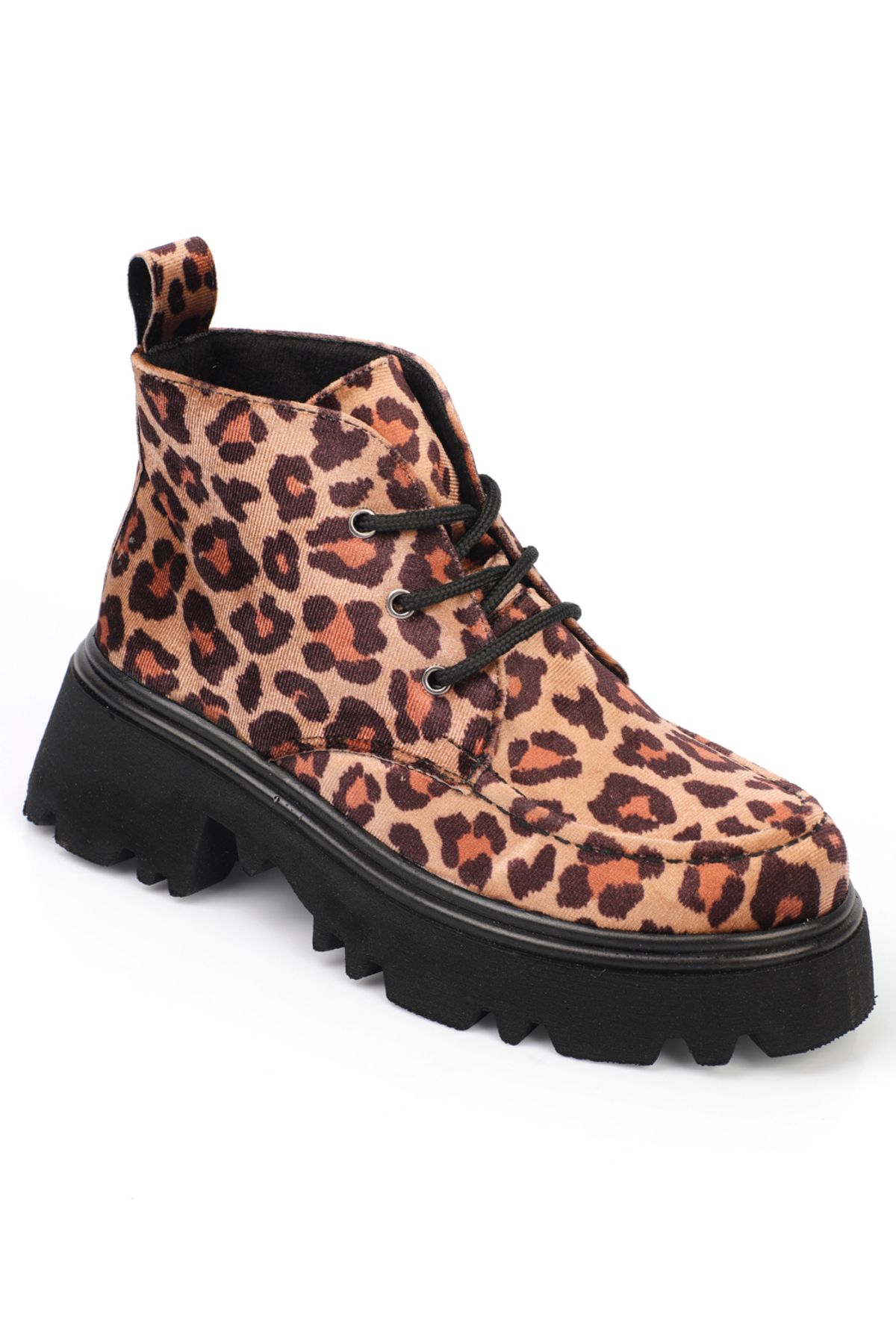 Capone Outfitters-Sznurowane buty damskie z okrągłym noskiem i podeszwą Trac 4