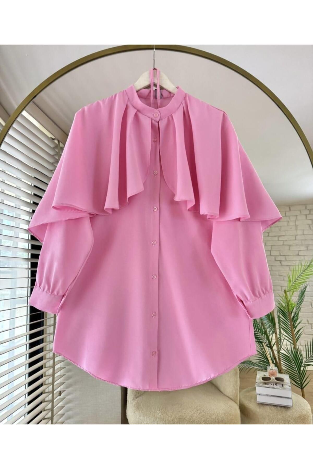 Nergis Neva Butik pelerinli-kusak-detayli-hakim-yaka-tesettur-gomlek