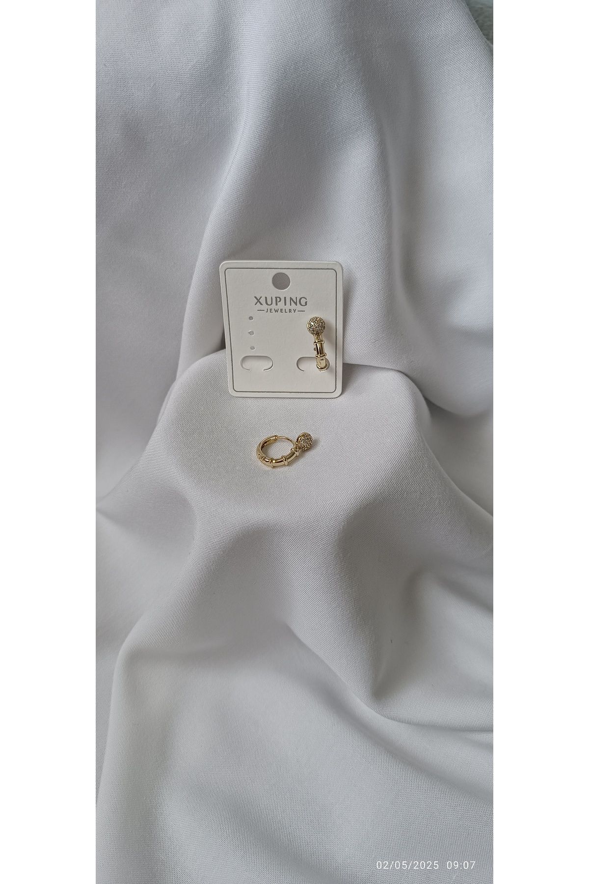 ARİ TAKI Oval montür topçuklu Gold küpe