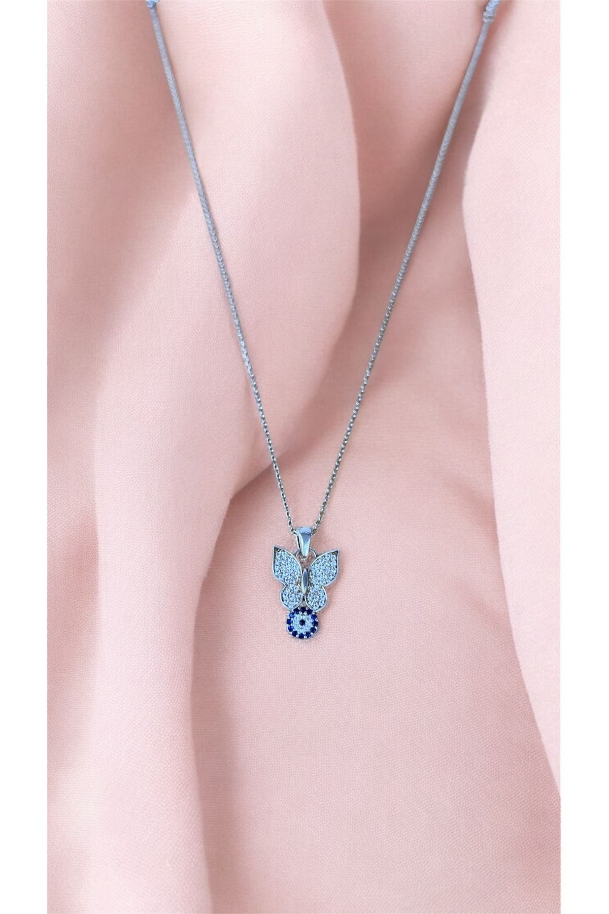 BEMUU STORE 925 Ayar Gümüş Kelebekli Nazar Boncuklu Kolye