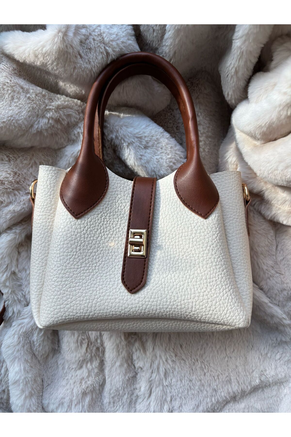 shop KADIN YAVRU ÇANTALI EL VE OMUZ ÇANTASI