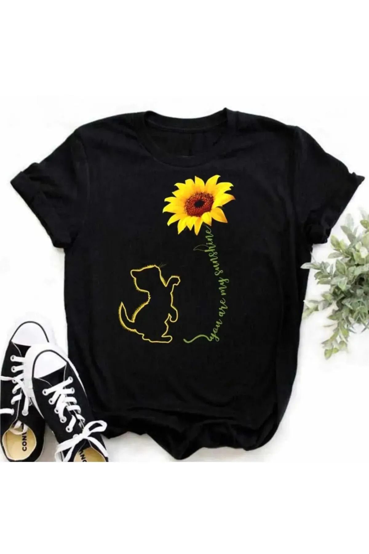 FeaR LeeS Kadın T-shirt rahat Kawaii ayçiçeği kelebek desen