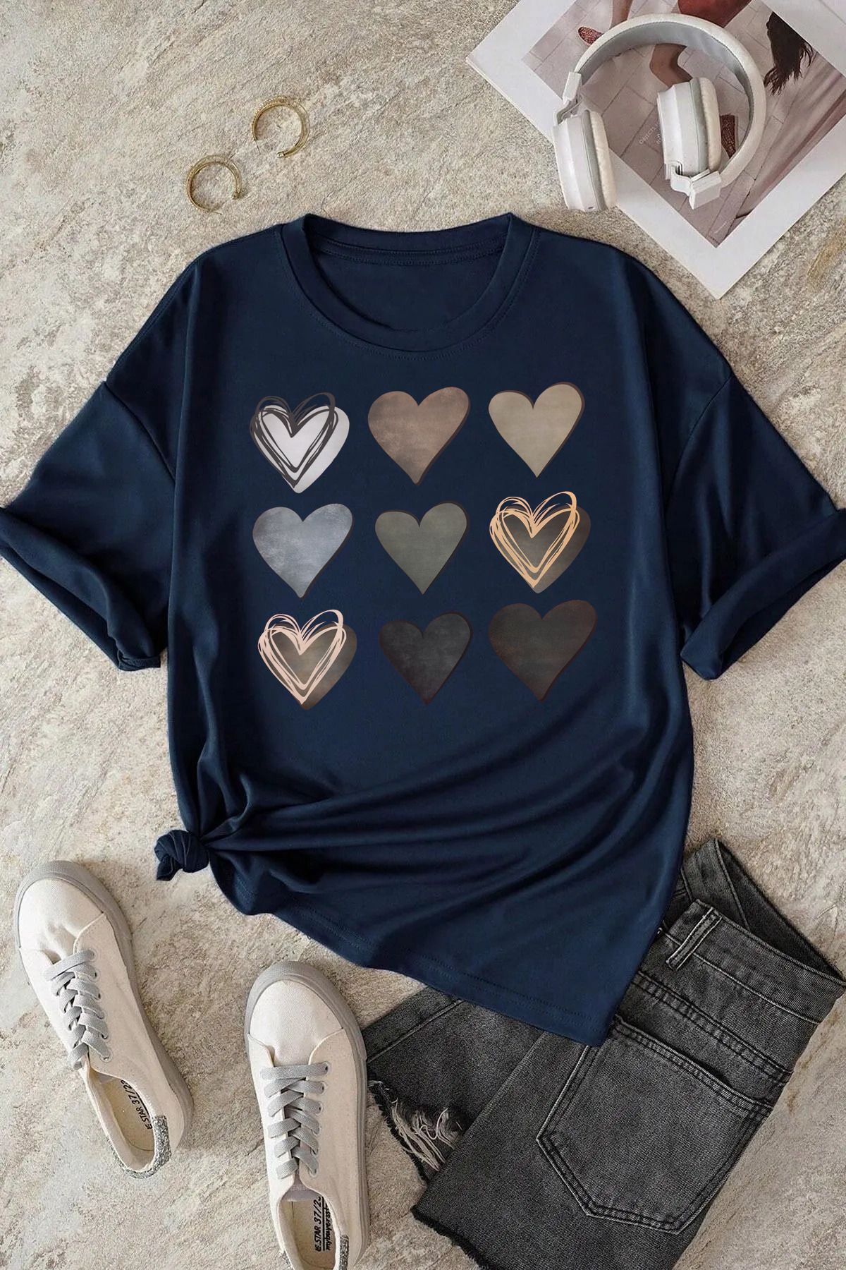 qavnas Unisex Kalpler Baskılı Rahat Kesim Lacivert T-Shirt