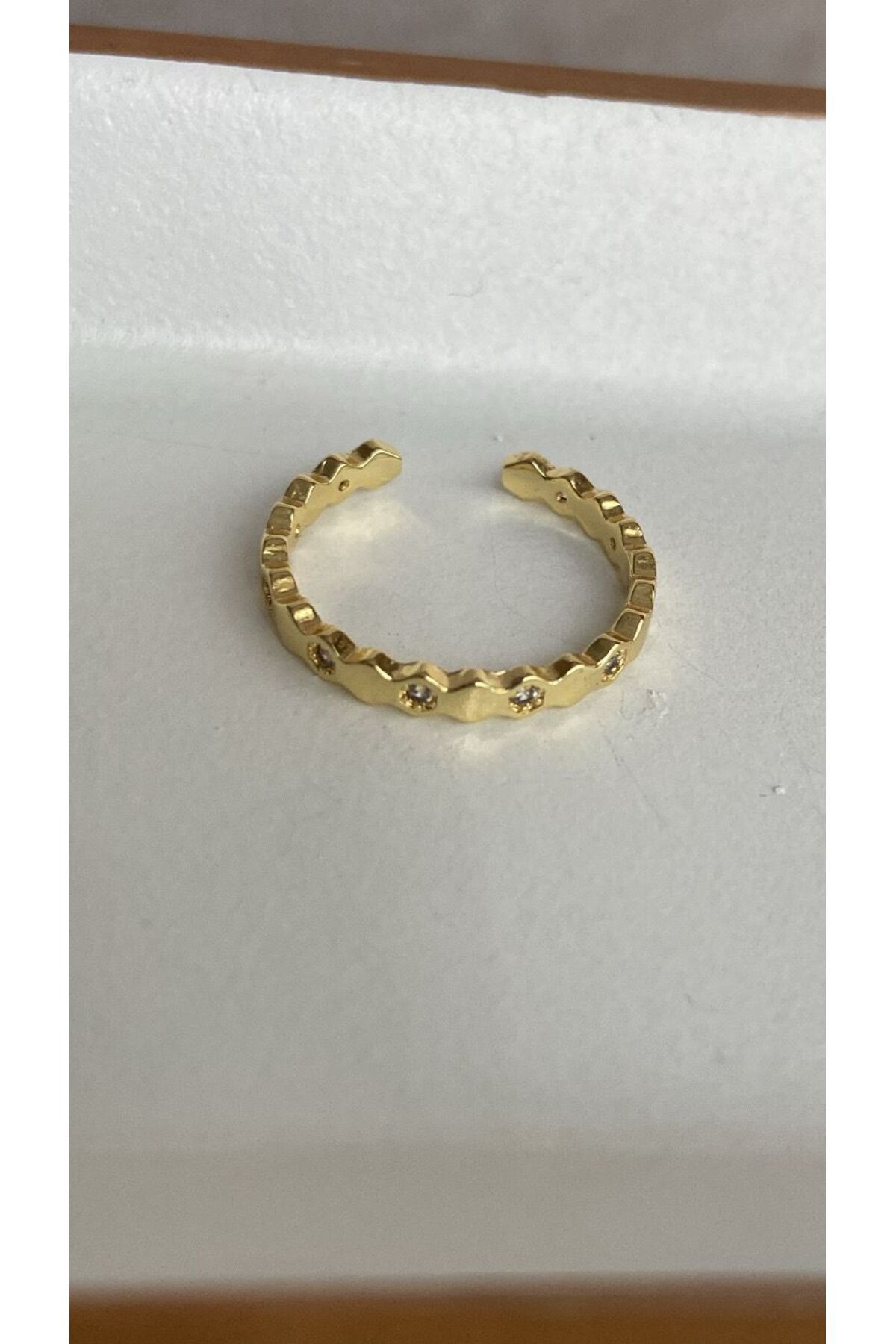 ZRN AKSESUAR YÜZÜK RODYUM KAPLAMA AYARLANABİLİR TAŞLI GOLD RENK